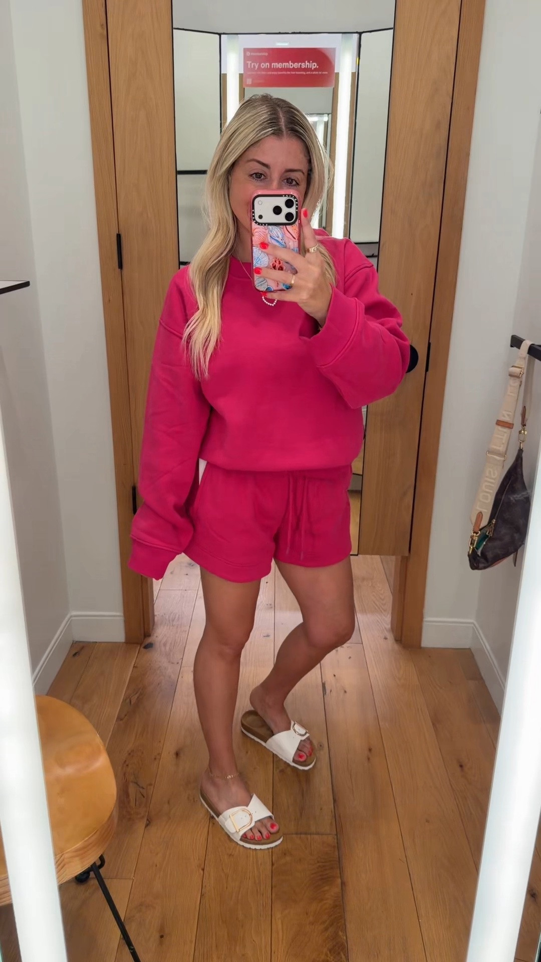 @lululemon matching set!
Size small
Sandals tts