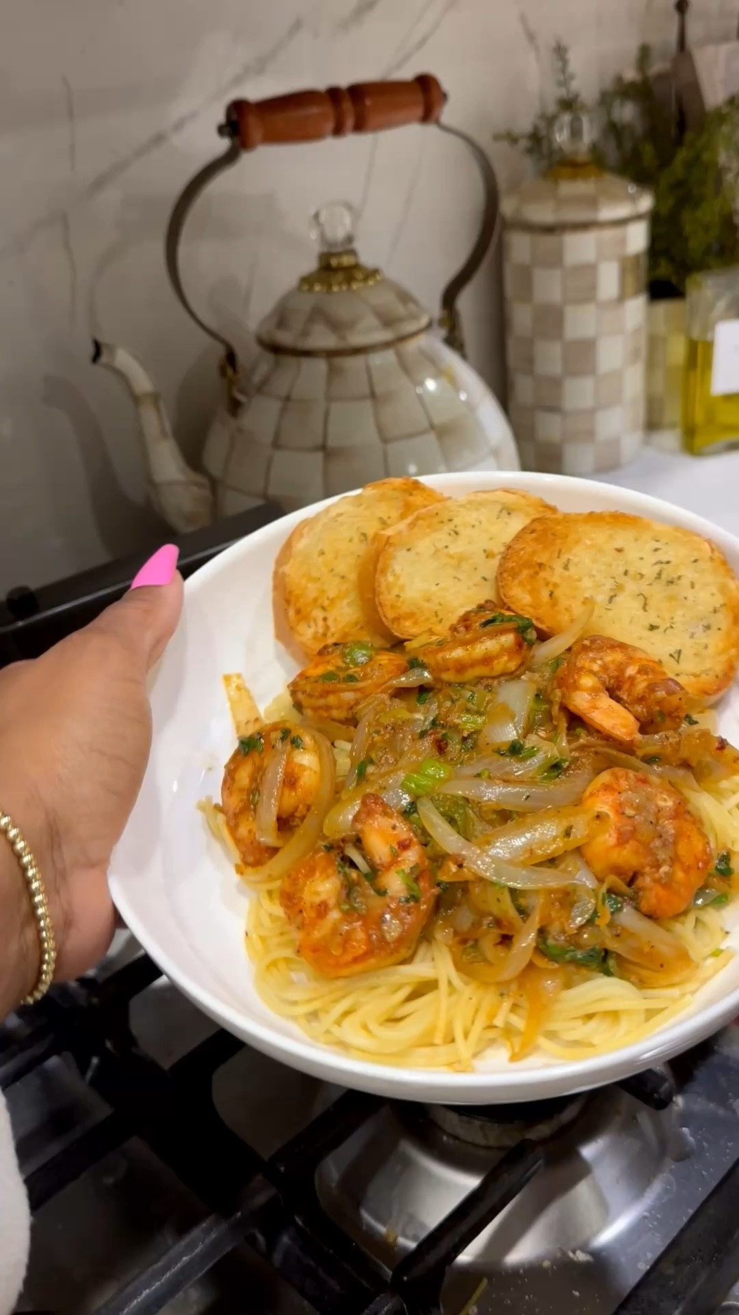Tonight’s dinner 🍲 spaghetti with spicy shrimp and onions 

#LTKHome
