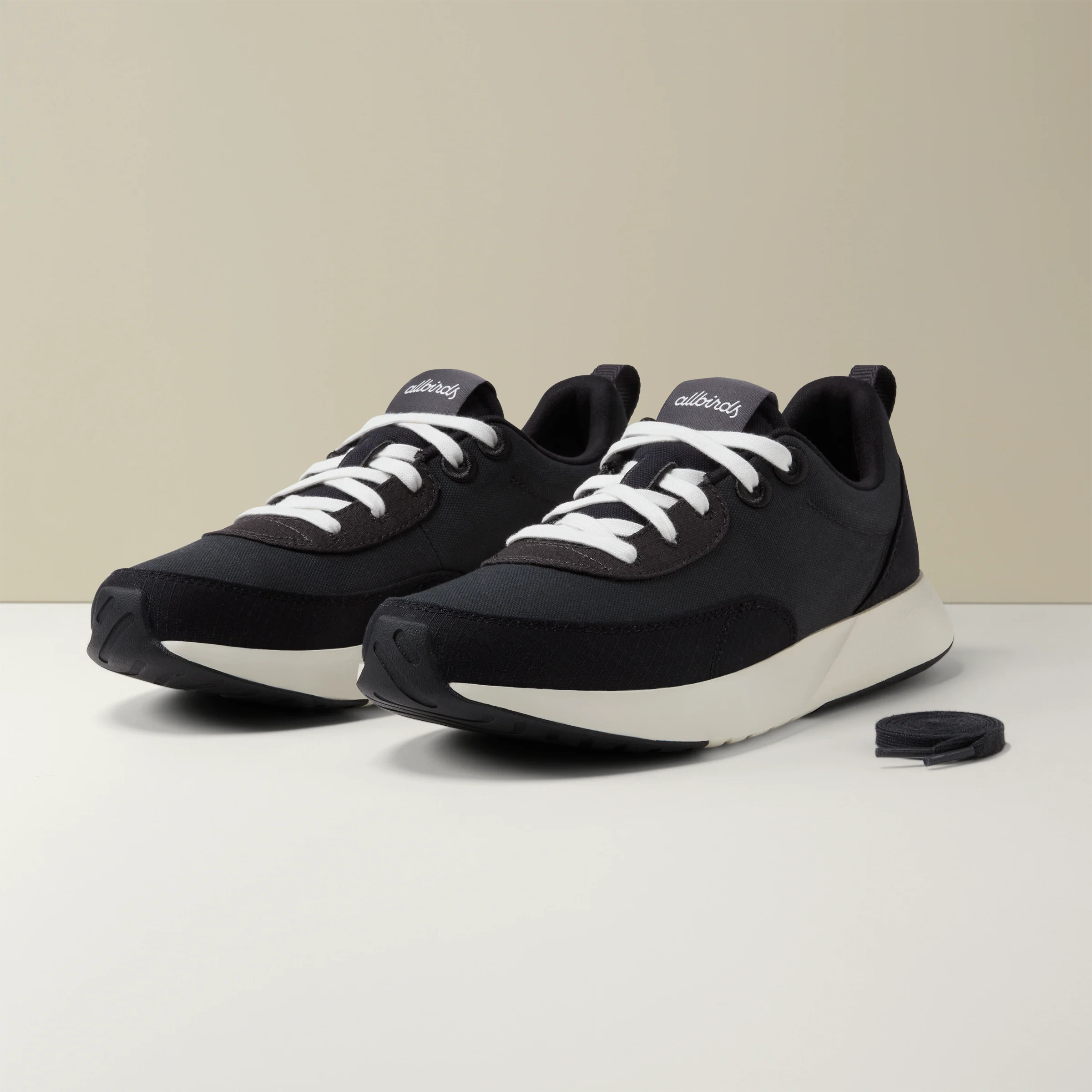 Allbirds Women's Couriers, Dark Grey/Natural Black, Size US 6 | Allbirds