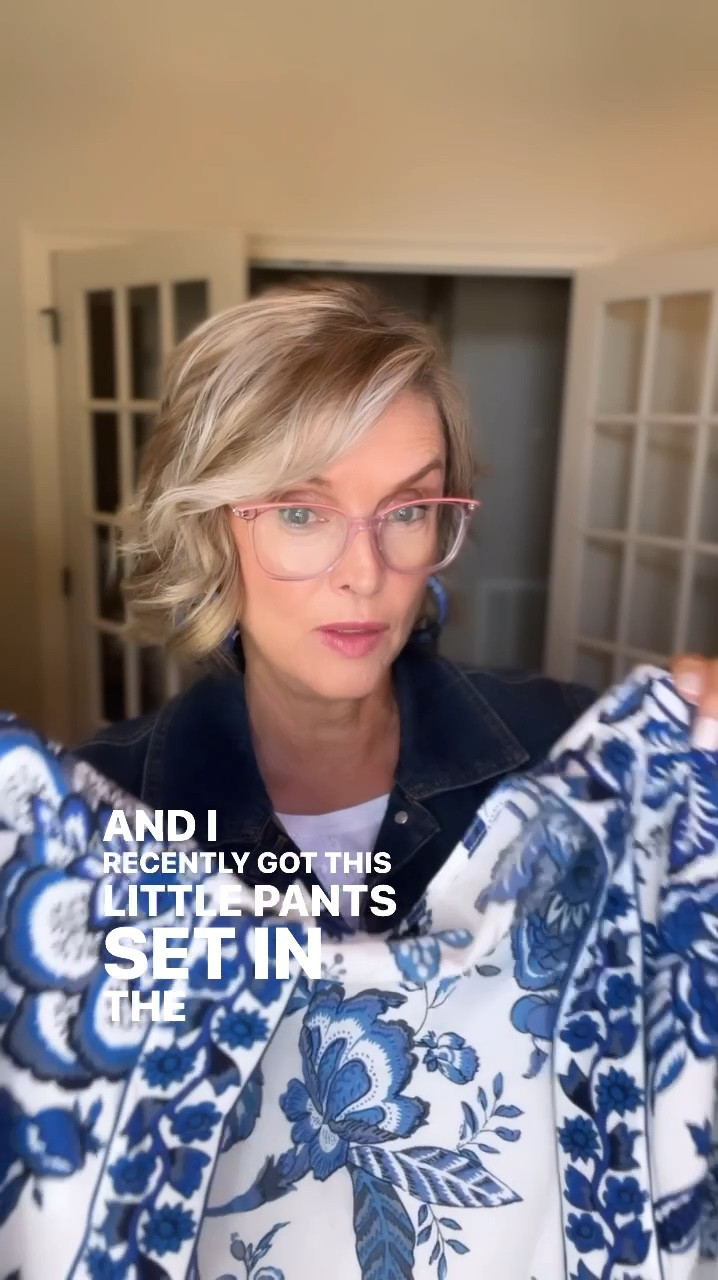 This two piece set is so cute and really versatile when you break it up. I love the wide legs and will show the kimono in a future clip. Stay tuned! 

#LTKSeasonal #LTKMidsize