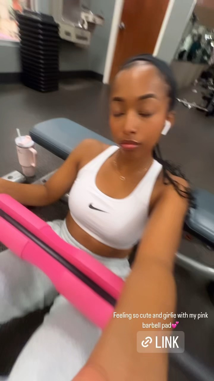 A true girly girls need her gym equipment in pink🎀

#LTKfindsunder50 #LTKfindsunder100 #LTKU