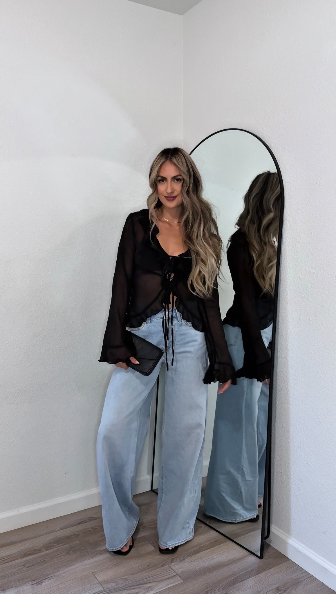 Date night outfit, wide leg jeans, ruffle long sleeve shirt 

#LTKdayinmylife #LTKootd #LTKgrwm