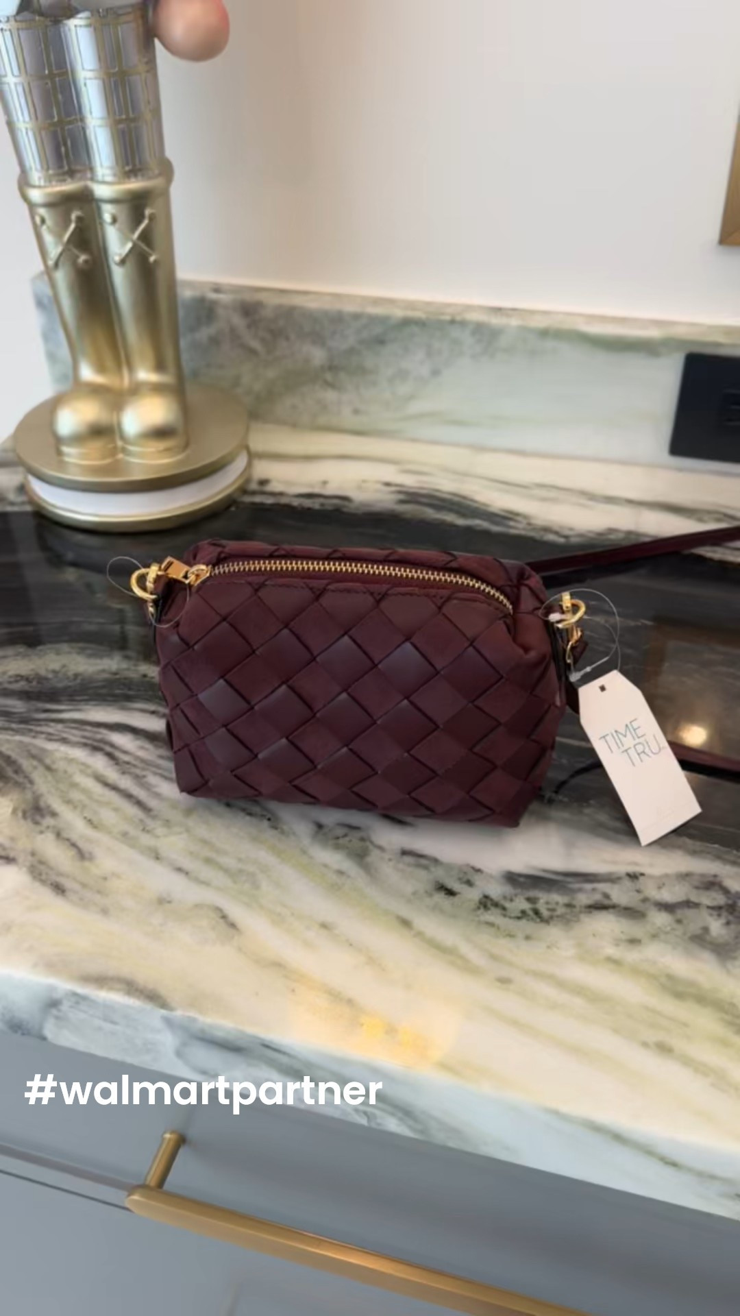 This gorgeous burgundy crossbody bag from @walmart would make the perfect gift! #walmartpartner Use Walmart Express delivery to have your gifts delivered fast- until 5pm on 12/24! #walmart

Subject to availability. Fees & restrictions apply.

#LTKGiftGuide #LTKHoliday