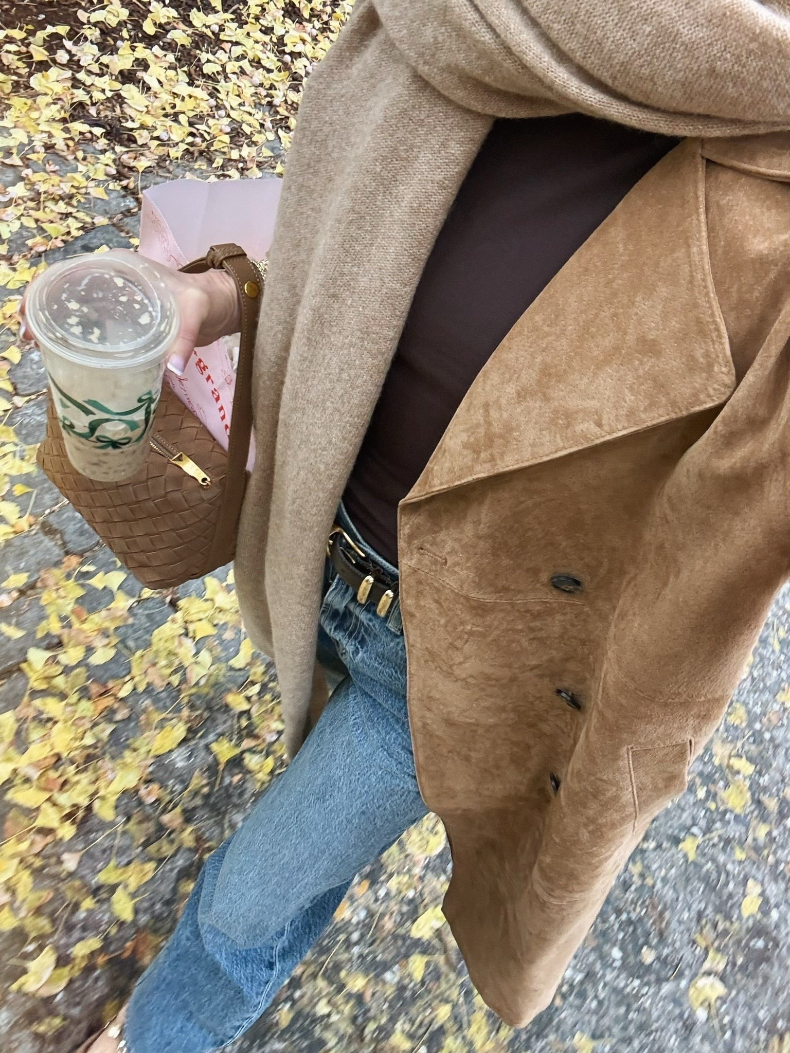 A simple and chic fall outfit that you’ll be wearing on repeat.


#LTKootd #LTKFindsUnder100