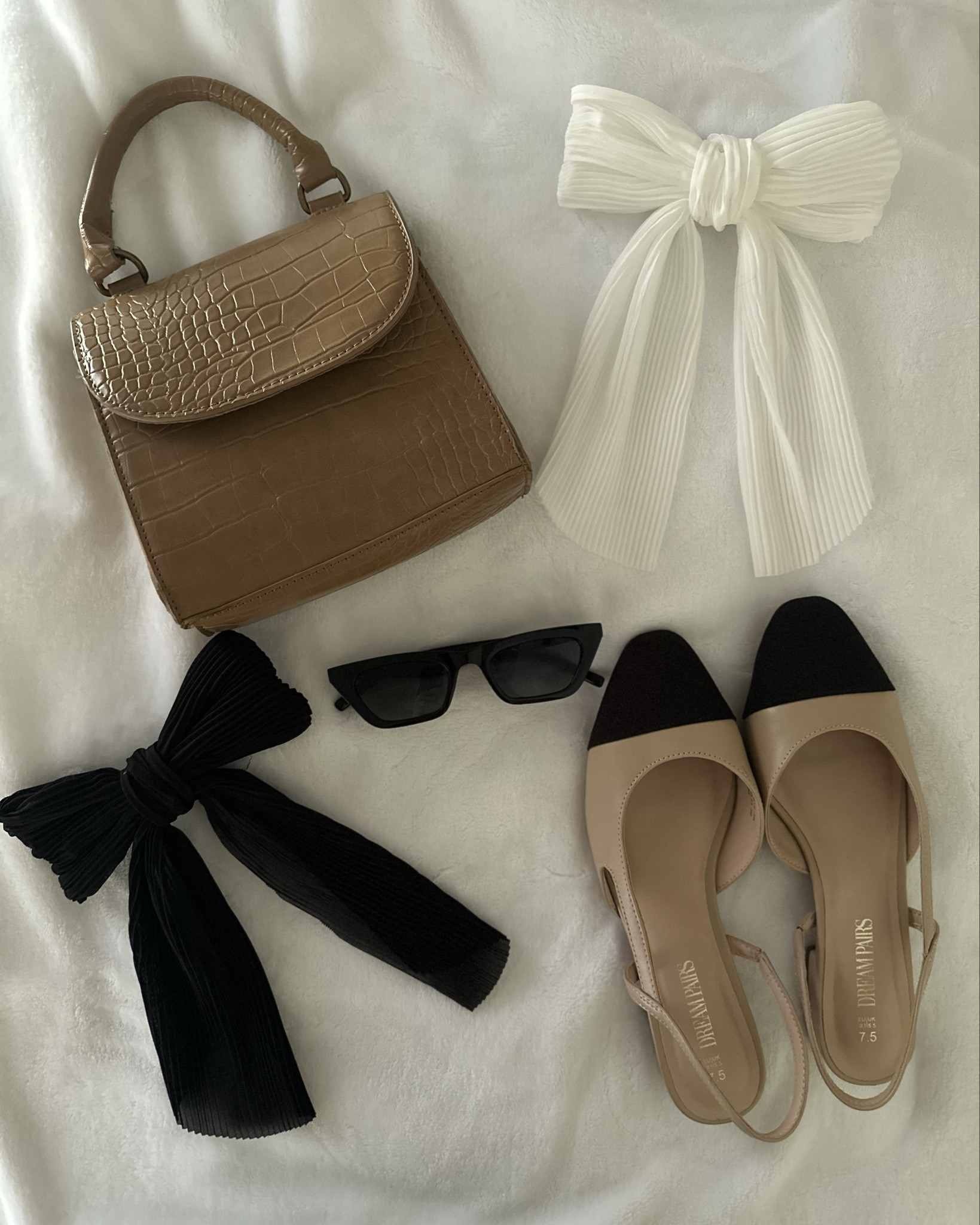 Some Amazon neutrals 🤎🤍🖤

#LTKStyleTip #LTKItBag #LTKFindsUnder50