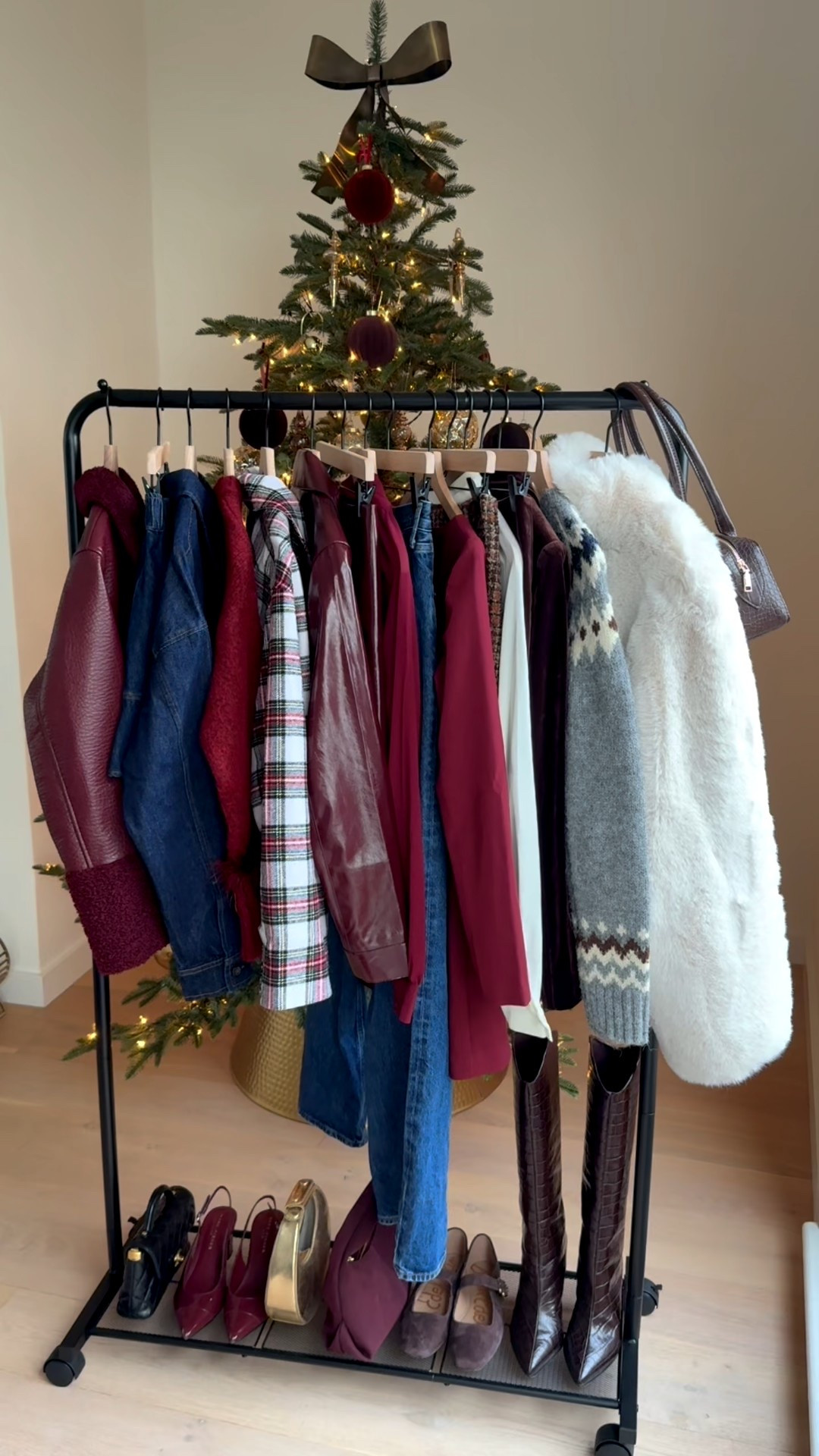 Pack with me for a Holiday Getaway 🎄☃️🔥🪵🍷✈️

#LTKTravel #LTKSaleAlert #LTKHoliday