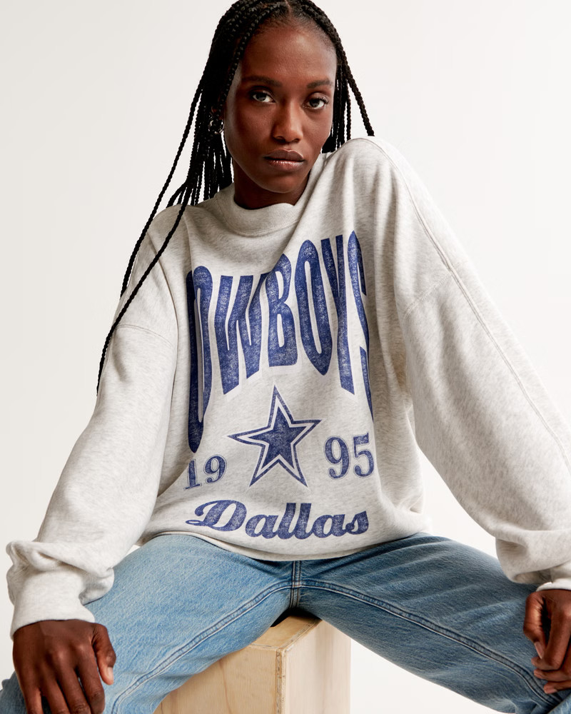 Dallas Cowboys Graphic Oversized Sunday Crew | Abercrombie & Fitch (US)