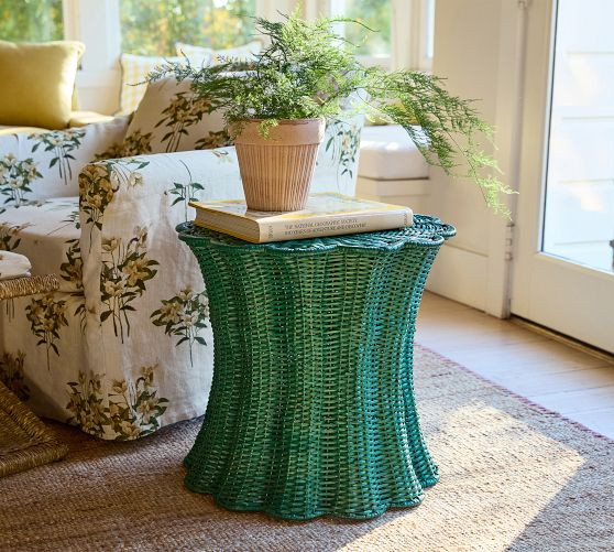 Calla Scallop Side Table | GreenRow