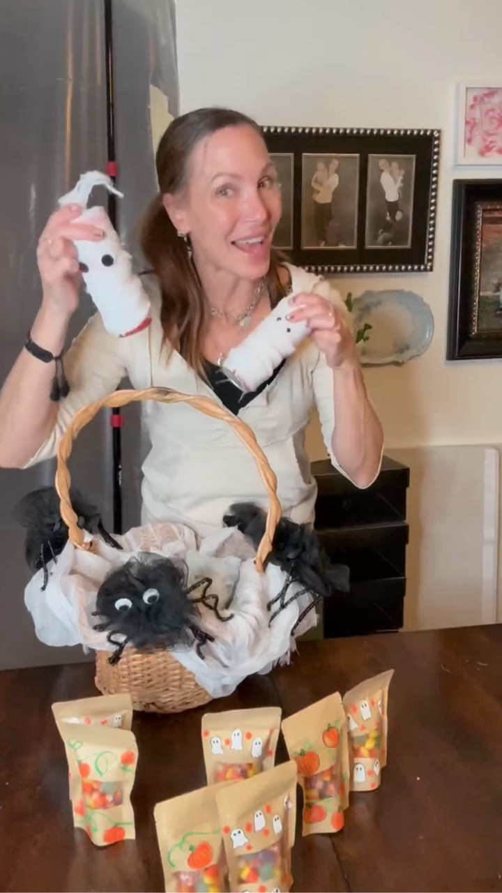 Linking all the supplies I used to create this boo basket situation!

#LTKStyleTip #LTKHalloween #LTKSeasonal