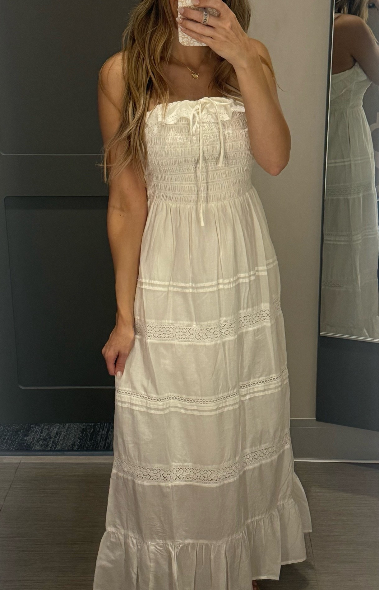 Target cotton maxi pull over sun dress 
Size- I sized down to an XS
Color- white 






Summer dress 
Maxi dress 
Baby shower dress
Beach dress
Graduation dress 
Vacation dress 
Date night dress 
wedding guest dress
Bridal shower dress 
Wedding dress 
Fourth of July dress

#LTKTravel #LTKSaleAlert #LTKootd
