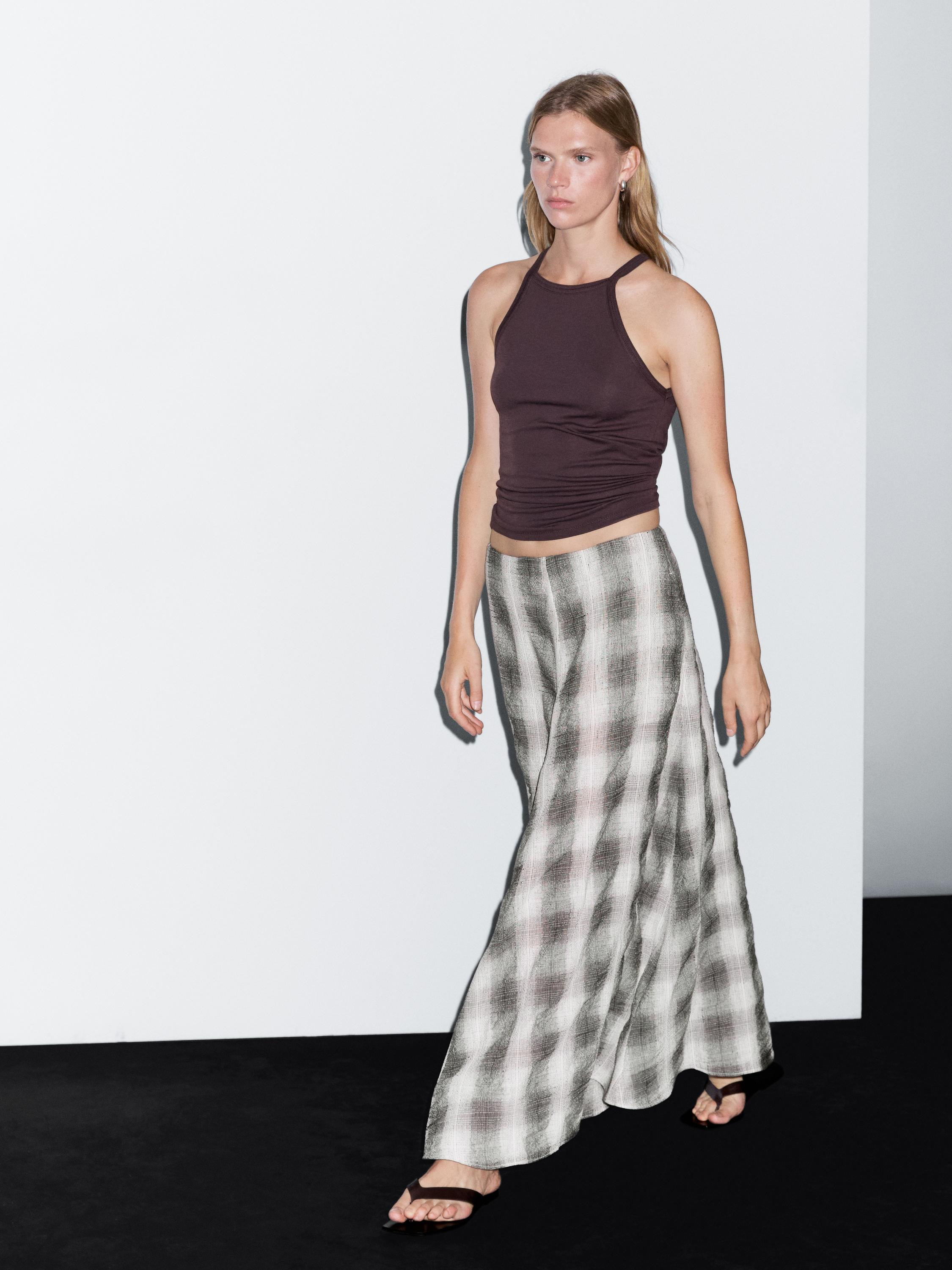 Long flared check skirt | Massimo Dutti US