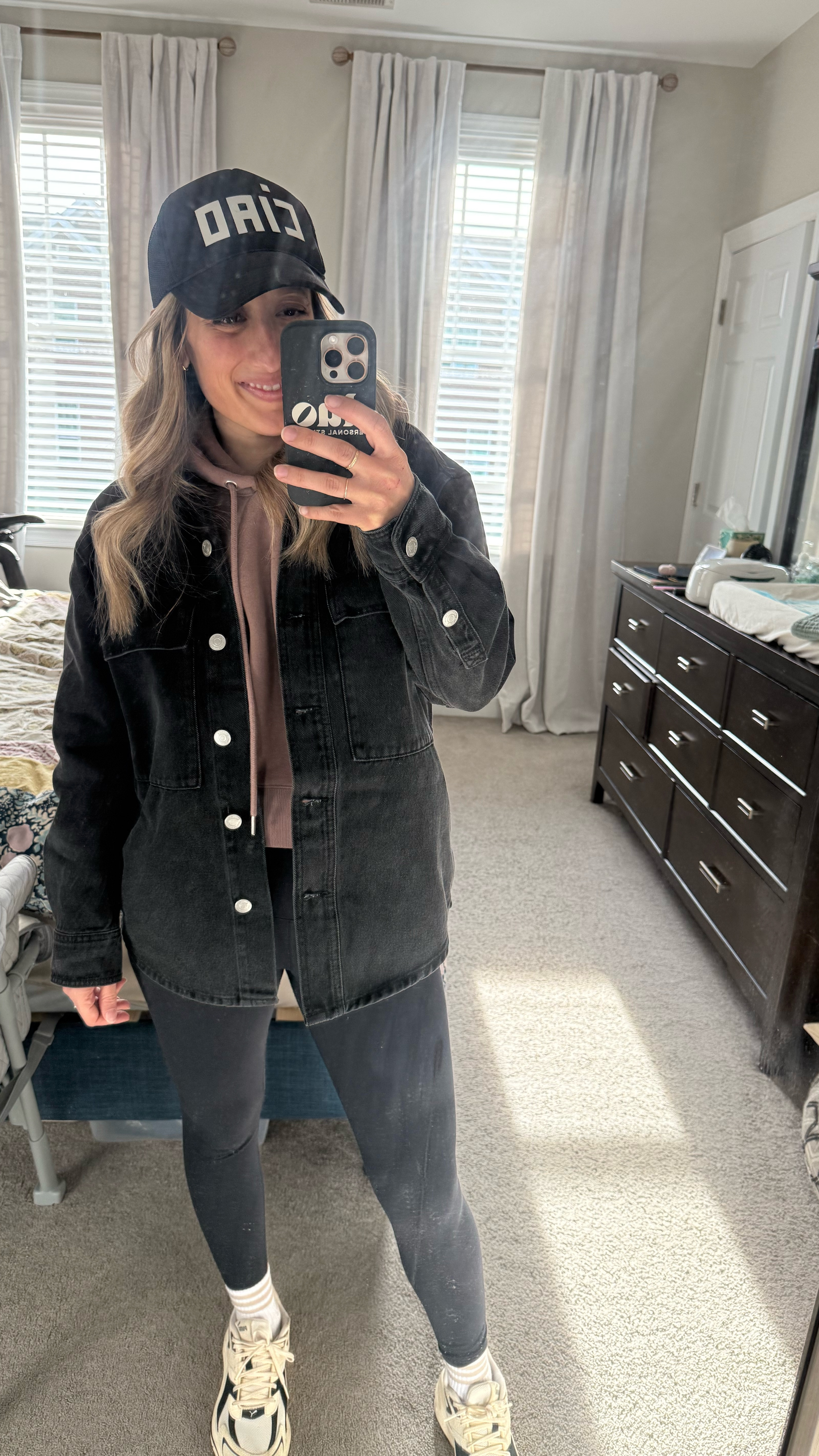 Easy postpartum styling😉

My favorite leggings during and after pregnancy are making me feel cool while everything else is a mess. 😝

#LTKBaby #LTKBump #LTKStyleTip