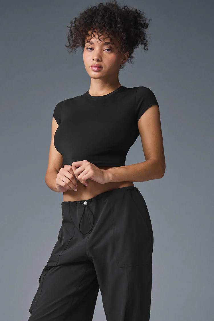 Alosoft Crop Finesse Short Sleeve | Alo Yoga (US)