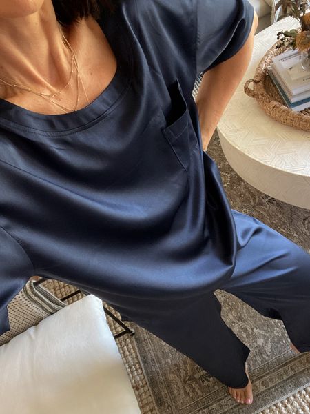 I’ve been on the hunt for the perfect pair of silk pajamas and these are amazing. They’re part of @havenwellwithin fall collection and so perfect for elevating your at home loungewear (and so comfortable for sleeping). They feel soft and luxurious on the body, are machine washable, and are also short gal friendly (so I didn’t have to alter the pant length). They run true to size.
Sharing some more favorites from Haven Well Within’s fall launch here.
#ad #adailydoseofgoodforyou #elevateyourdowntime #havenwellwithin

#LTKstyletip
