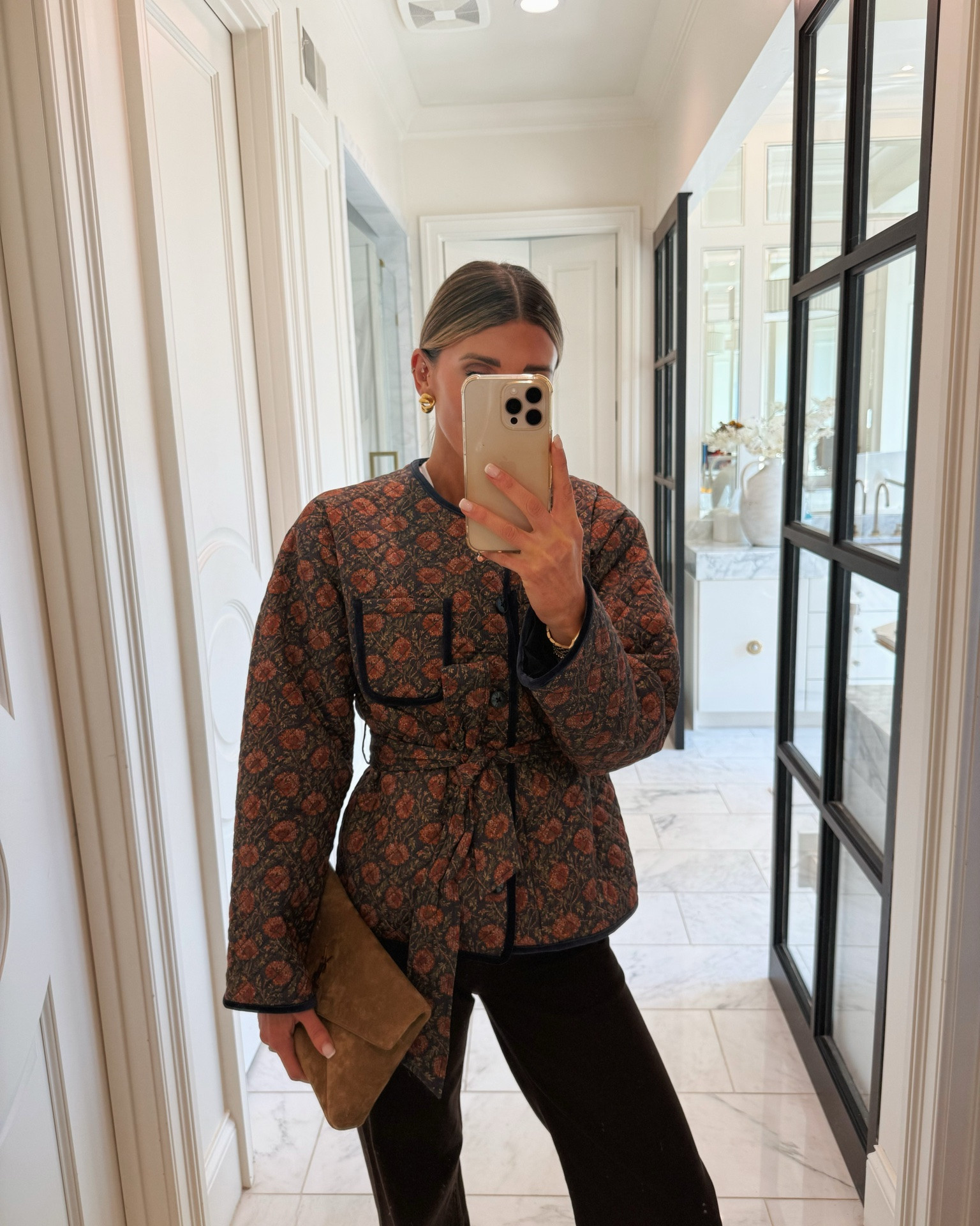 Styling these wide leg jeans for fall I'm wearing size 25 and I'm 5'7 for reference
