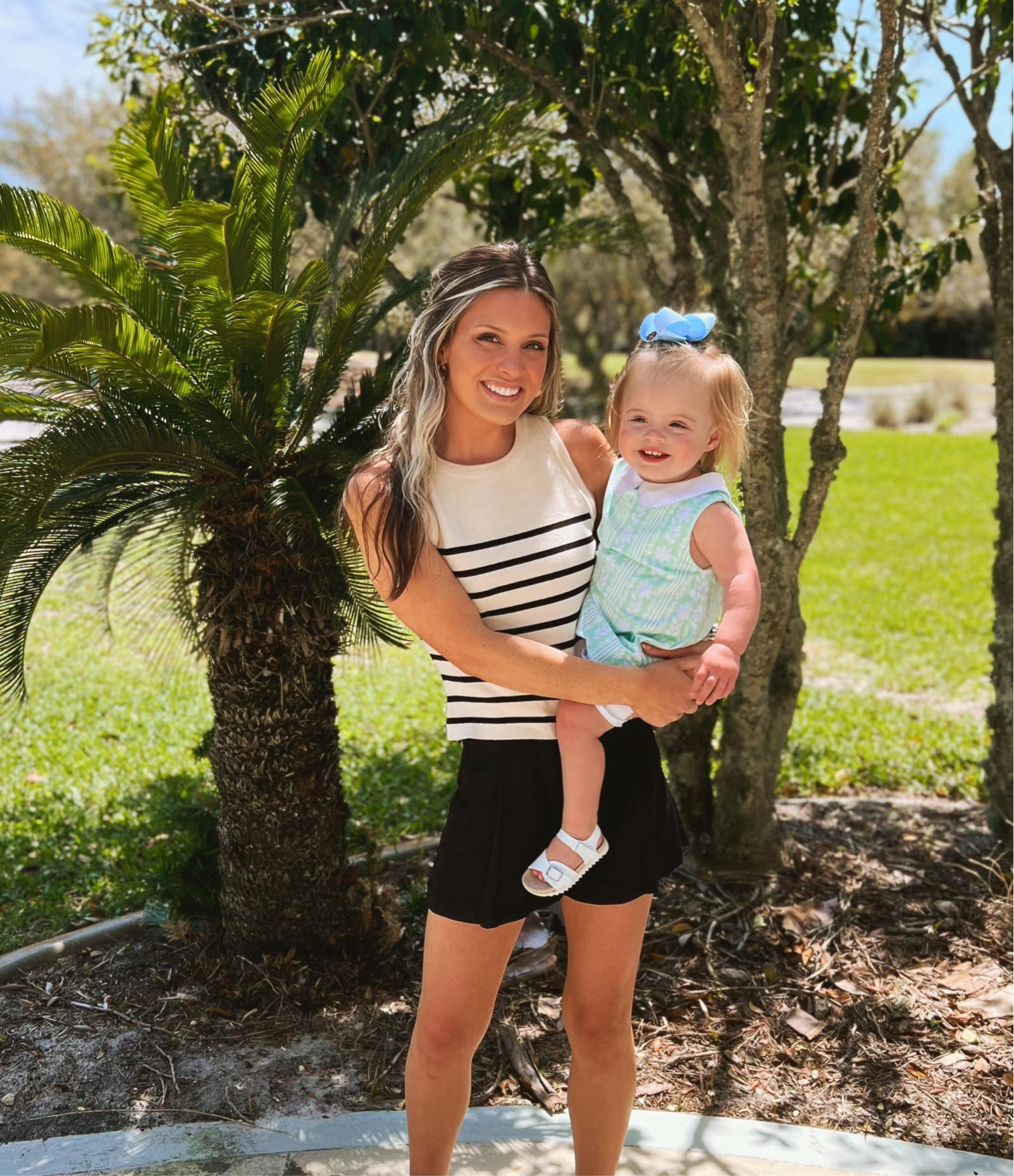 Amazon top and linen shorts! 
Love this classic fit 
Wearing a size small in top and 0 in shorts both fit TTS

#LTKU #LTKfindsunder50 #LTKSeasonal