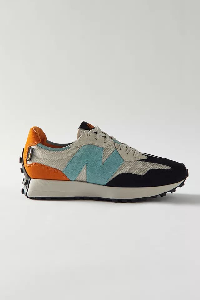 New Balance 327 Women’s Lifestyle Sneaker | Urban Outfitters (US and RoW)