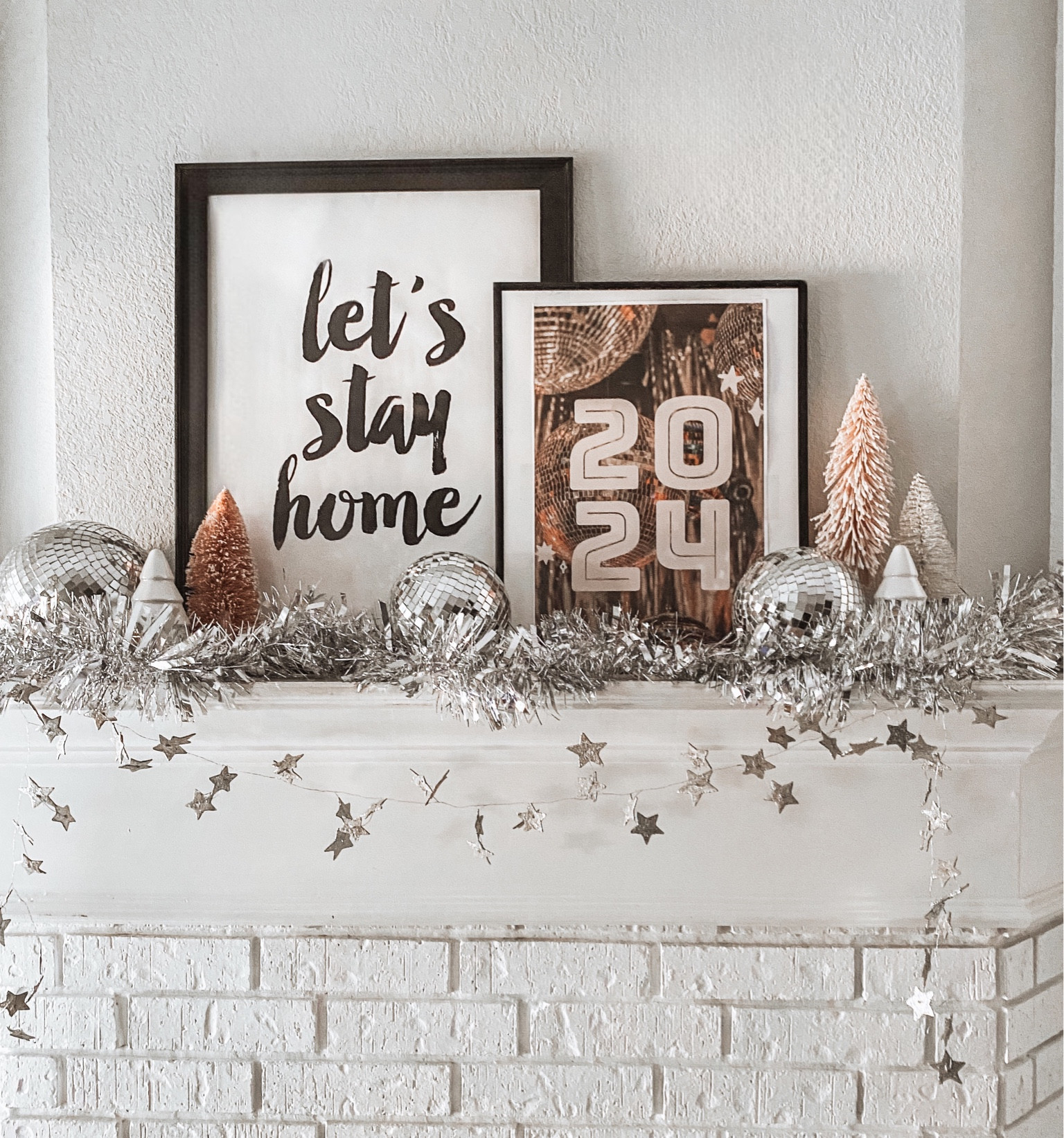 NYE decor 
New Year’s Eve mantle decor 
New Year’s Eve party 

#LTKhome #LTKparties #LTKHoliday