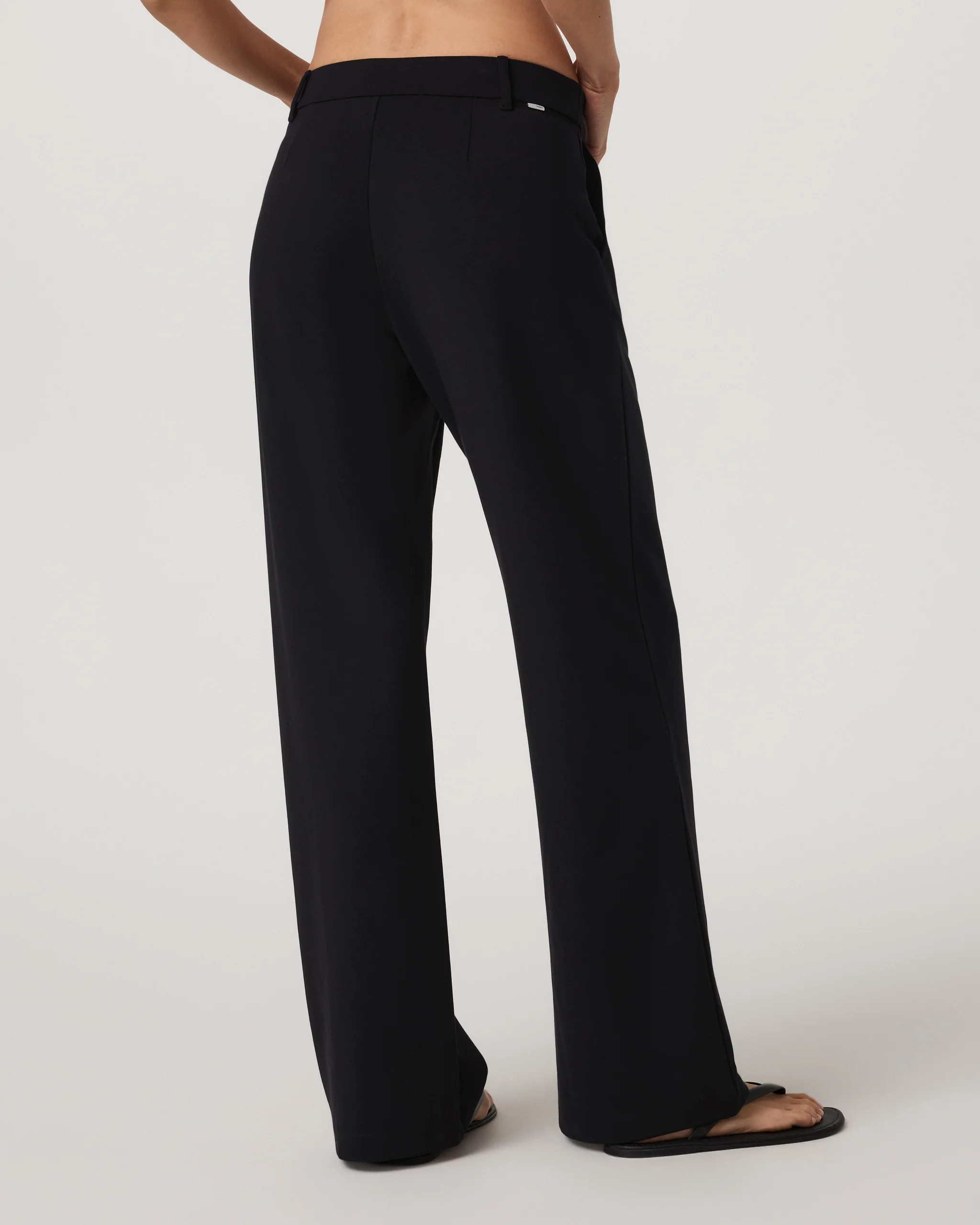 Maven Wideleg Pant | Vuori Clothing (US & Canada)