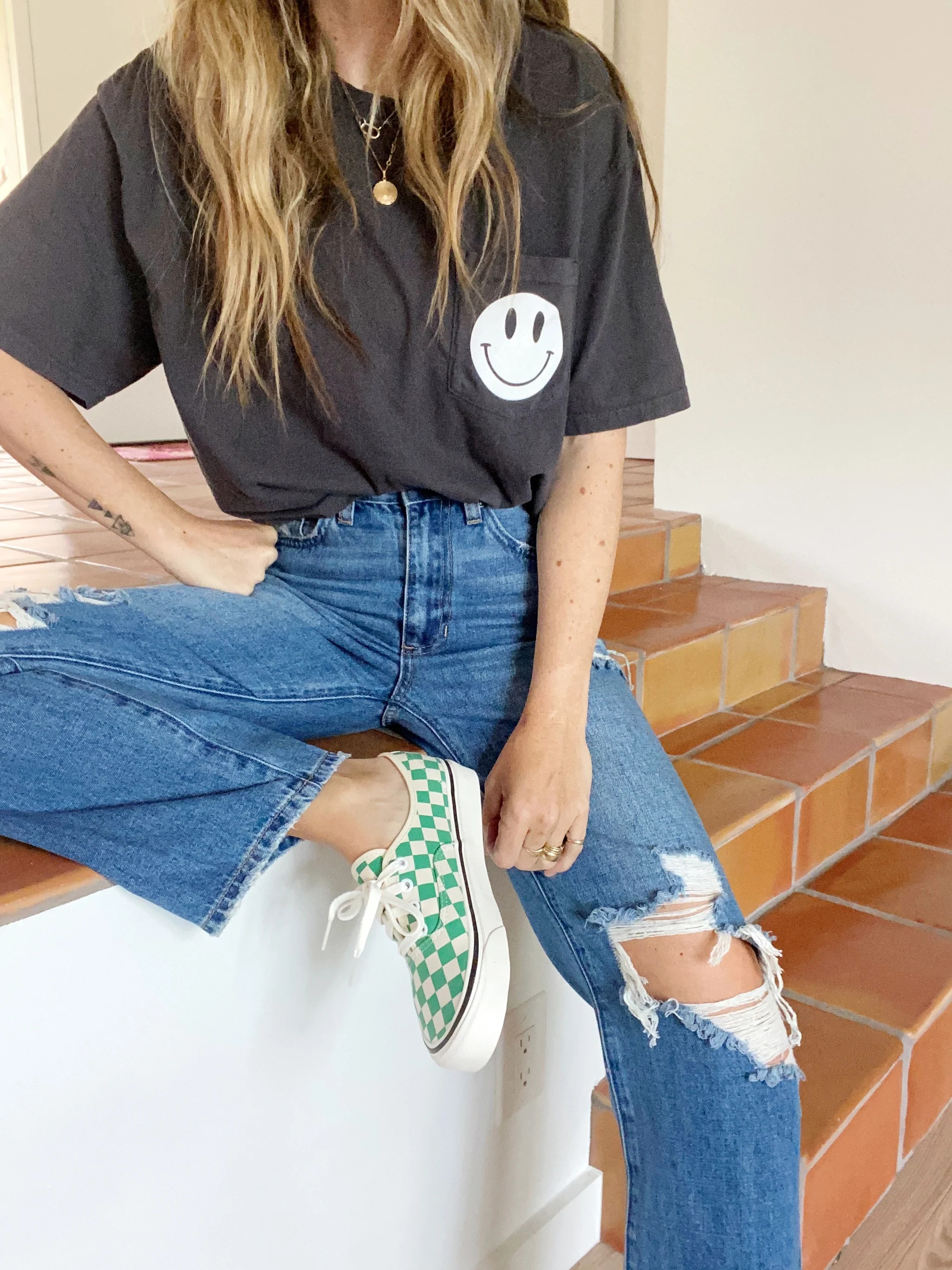 Ascot + Hart Smile Logo Pocket Tee | Ascot + Hart