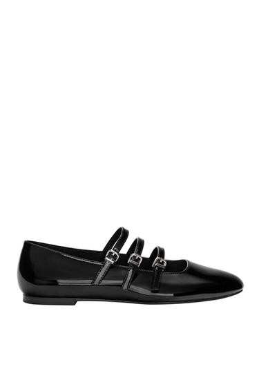 Faux-patent-finish ballet flats with straps | PULL and BEAR UK