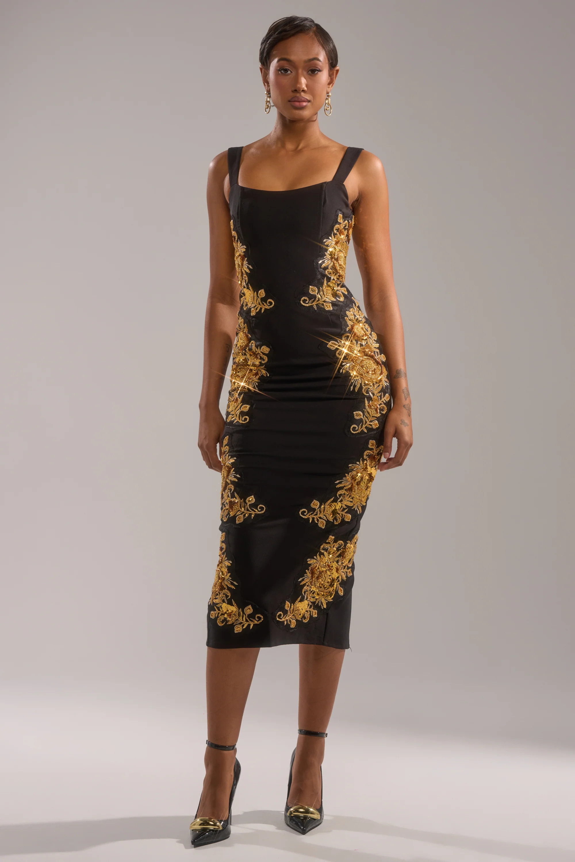 AKIRA Parisian Floral Embroidered Maxi Dress | Black | Size Small | AKIRA