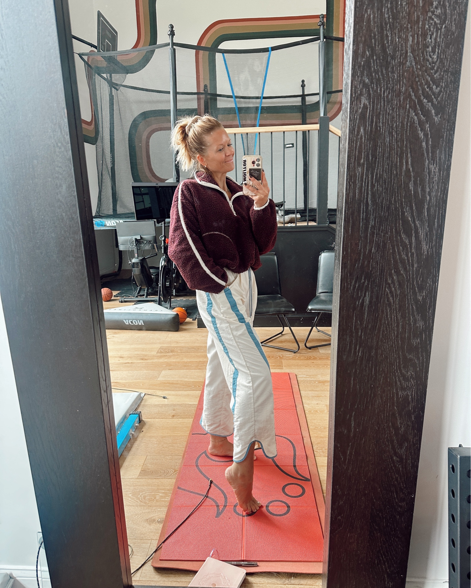 A whole lot of zoom calls kinda cozy day! Wearing small in all. This fleece is soooooo comfy, want one in every color. 

#LTKOver40 #LTKActive #LTKMidsize