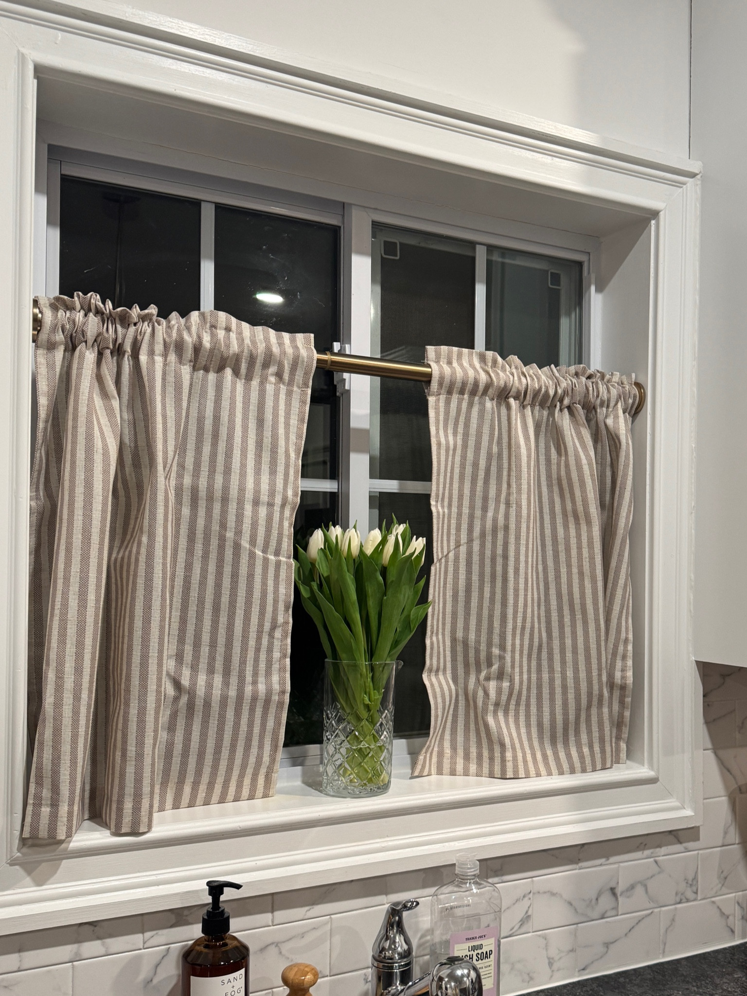 Kitchen curtains🫶

Home decor, modern farmhouse, curtains, affordable home decor, kitchen inspo 

#LTKSeasonal #LTKFindsUnder50 #LTKHome