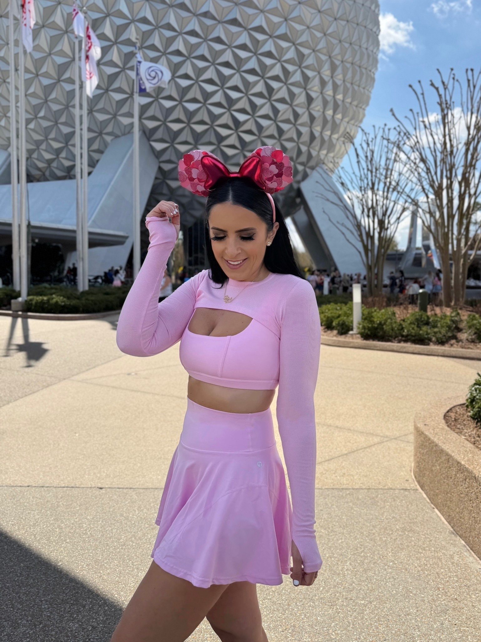 Wearing size medium in my popflex outfit. Valentine’s Day baublebar ears 