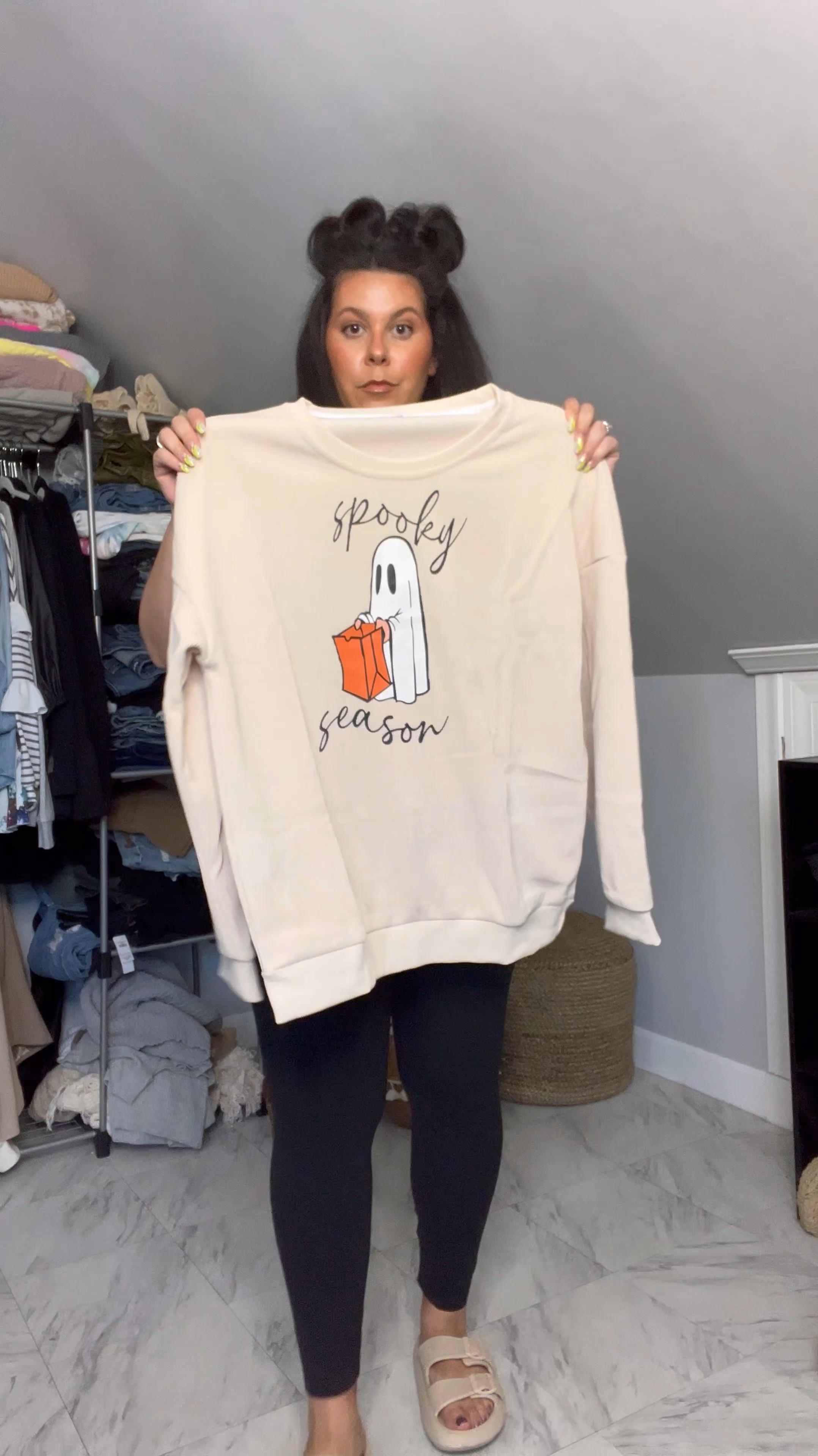 Cute Spooky Season Sweatshirt that is bump friendly! 

#LTKBump #LTKVideo #LTKSeasonal