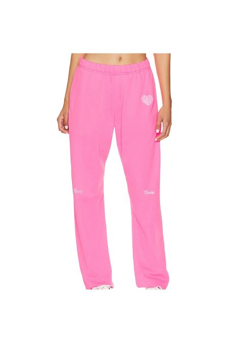 Weekly Favorites- Sweatpants Roundup - February 12, 2023 #sweatpants #joggers #womensweatpants #womensloungewear #loungewear #comfyclothes #wfh #cozy #everydaystyle #winteroutfit #womensfashion #ootd

#LTKSeasonal #LTKFind #LTKstyletip