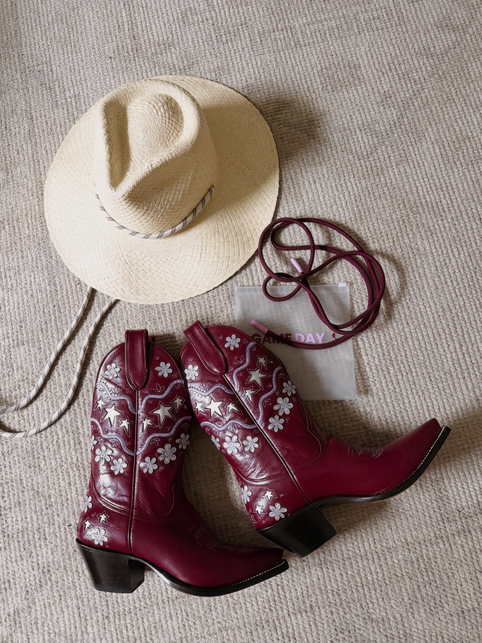 Texas A&M Gameday ready! Gameday hat cords to match your school colors 😮‍💨😍 

#collegefootball #gamedayootd

#LTKootd