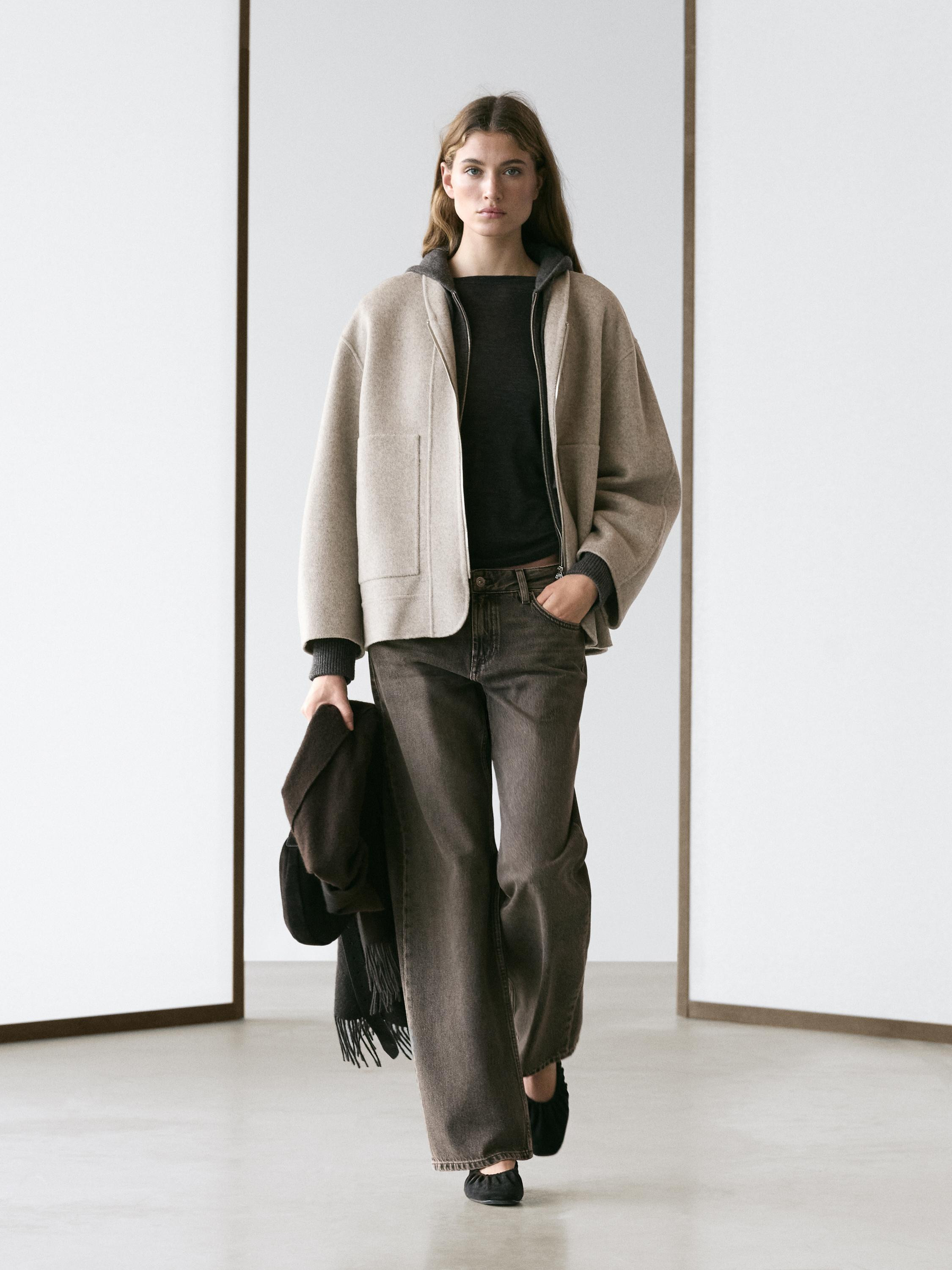 Zip-up wool blend coat | Massimo Dutti UK