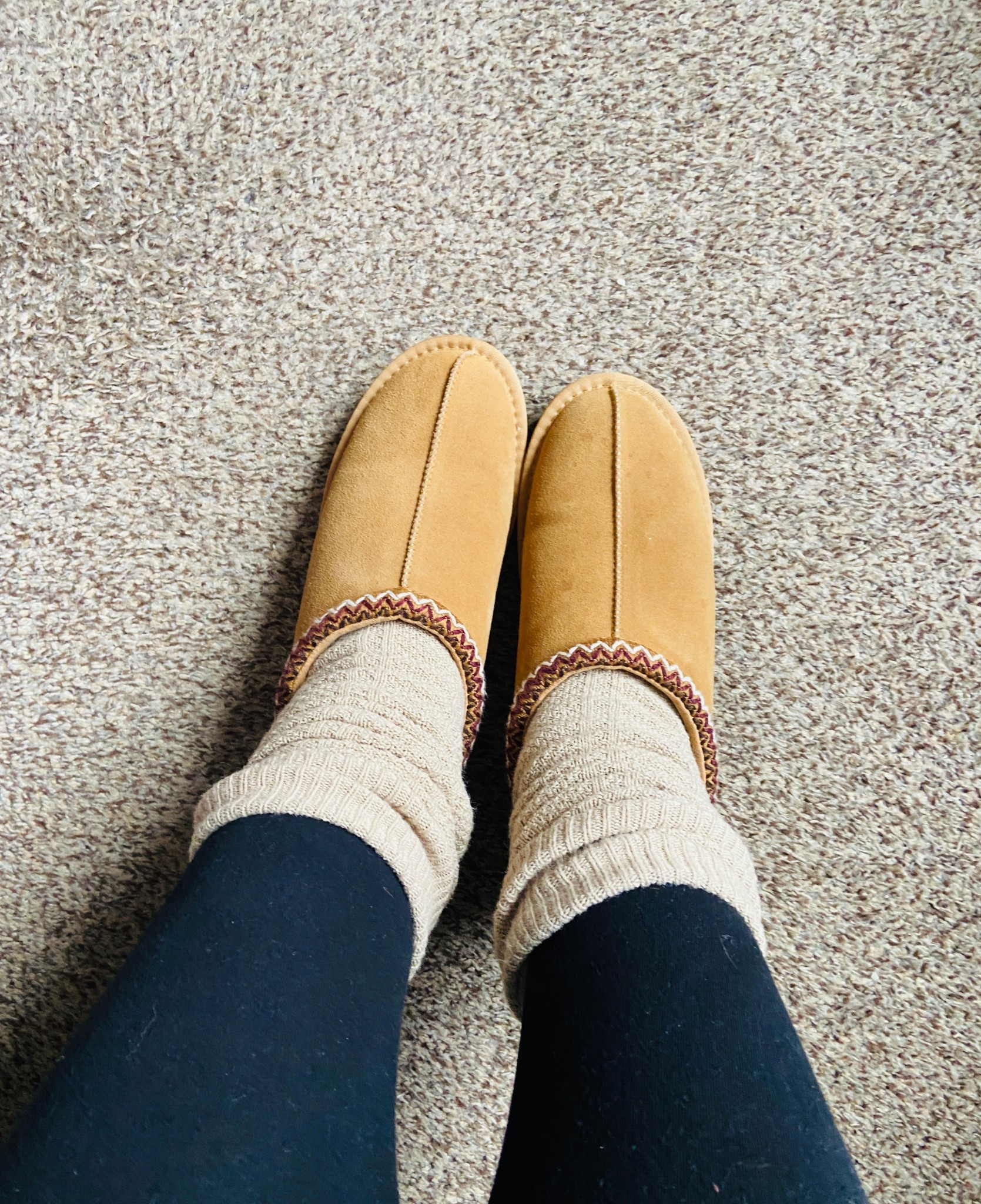 Comfy Ugg dupe slippers from Amazon 

#LTKFindsUnder50 #LTKdayinmylife #LTKgrwm