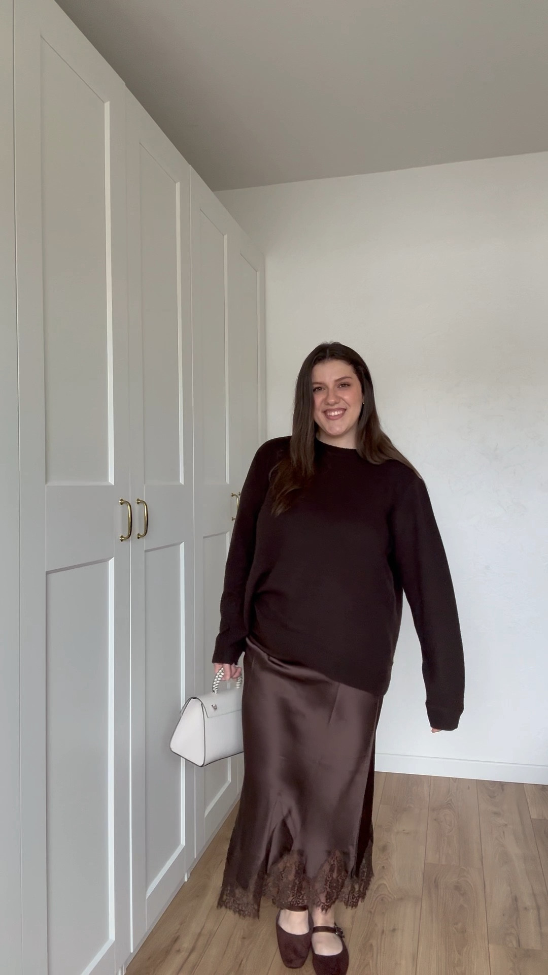 #ad @Reformation Spring chic outfit from Reformation! 
https://www.instagram.com/reel/DWgaqV2sU-r/?igsh=MWdxdnFjazZvZTE0bg==

AD @Reformation 

I’m wearing an XL on the top for a very oversized fit but take your regular size if you want a slightly oversize fit. I also took a XL in the skirt because I wanted a longer link however, it is very comfortable with a stretch band and my regular size would have been fine for a midcalf length  

#LTKworkwear #LTKstyletip #LTKspring