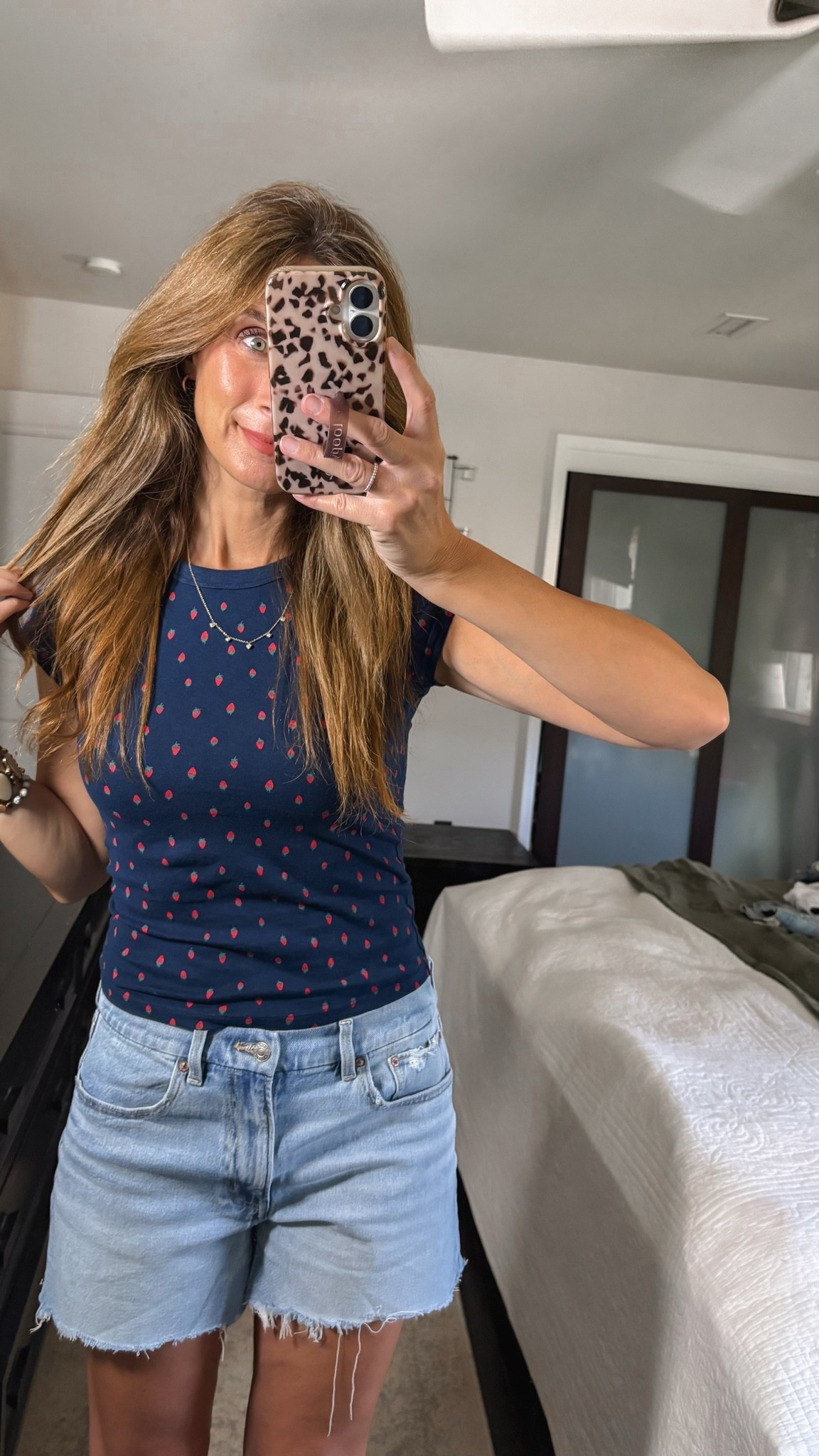Slim fit strawberry tee. How cute is  this tee?! Also available in other patterns 
Size small. 

Cotton tee, denim shorts

#LTKootd #LTKSaleAlert #LTKgrwm