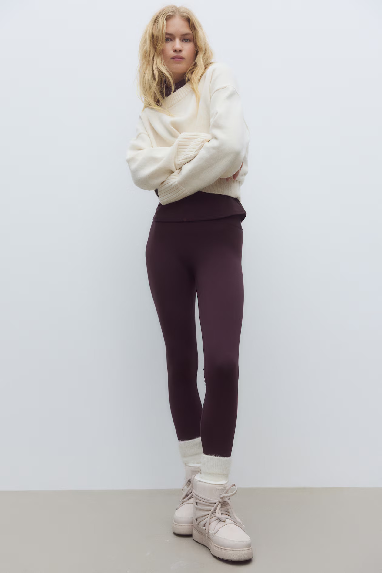 Sports fleece leggings with SoftMove™ | H&M (UK, MY, IN, SG, PH, TW, HK)