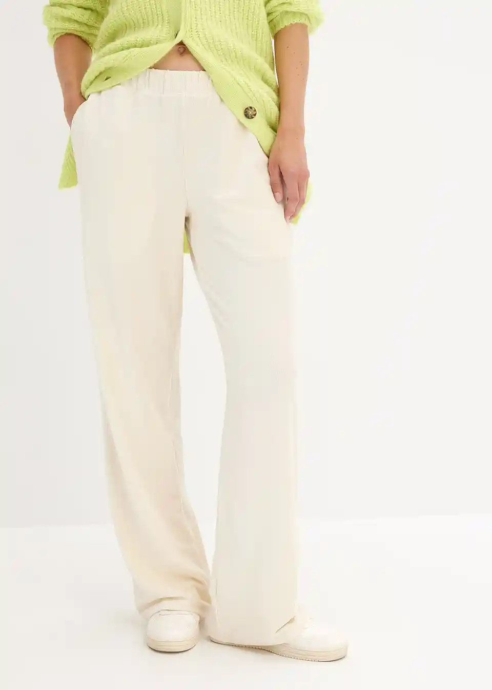 Weite Schlupfhose in Cordoptik | Bonprix DE