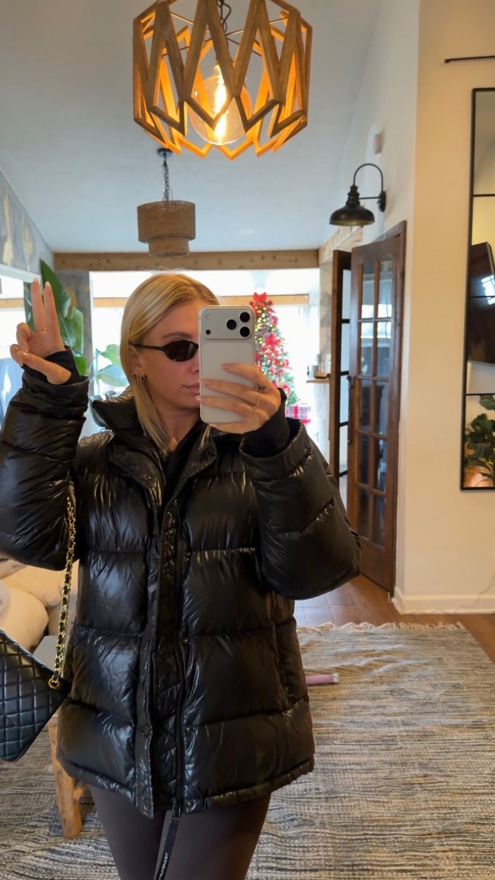 This is my fav winter coat! 

#LTKootd #LTKdayinmylife #LTKHoliday