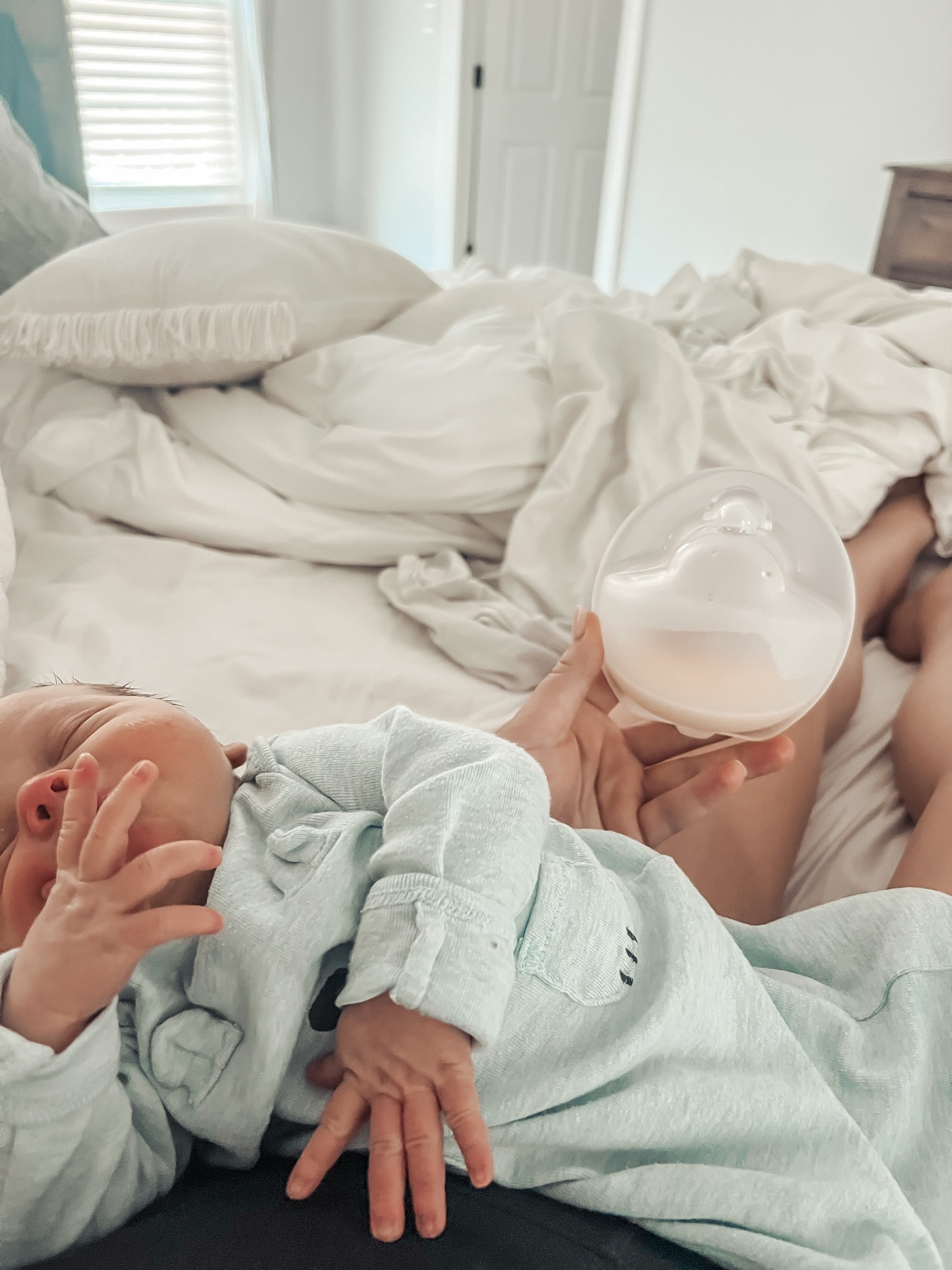 Breastfeeding bestie. I use this on my passive boob during BF to catch excess let down and store. I hate pumping so this helps me stash up without having to pump between feeds. 

#LTKbaby #LTKunder50 #LTKbump