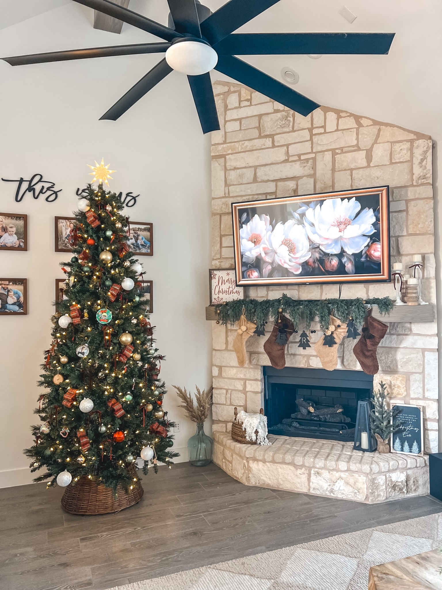 Christmas tree and fireplace decor ❤️

#LTKHome #LTKHoliday #LTKSeasonal