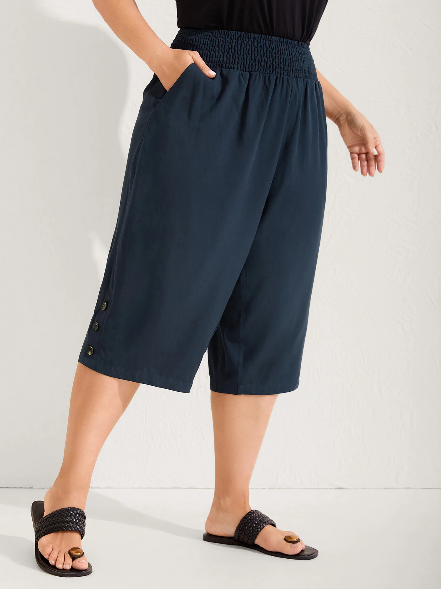 Shirred Waist Solid Straight-Leg Pants | Bloomchic
