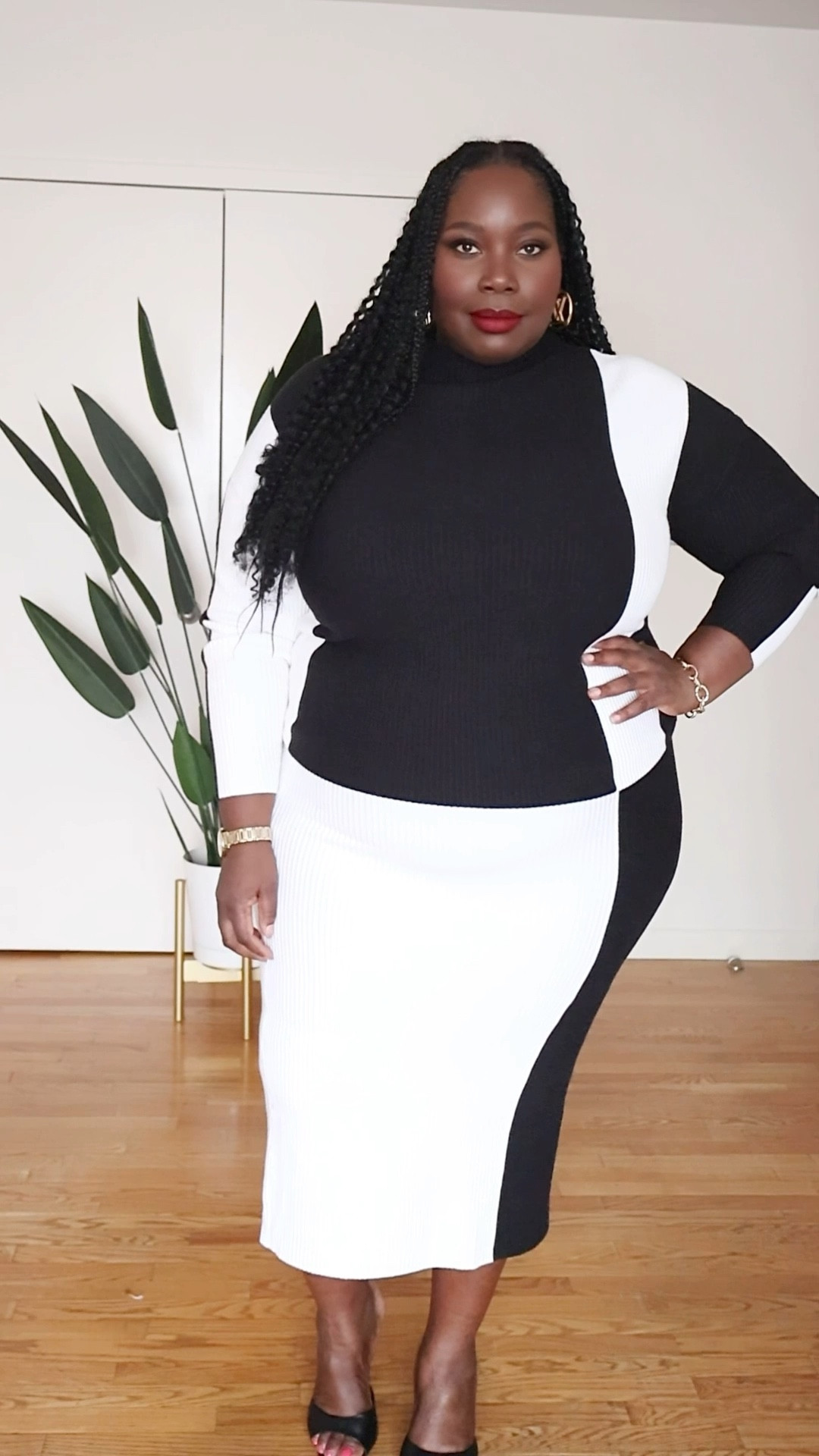 Found this cute sweater skirt set. It’s not plus size and it’s supposed to fit loose and baggy but it fits me body-con. 

I like the way it looks and I’m wearing an XL. 

Yup! It’s that stretchy. 

#LTKMidsize #LTKPlusSize #LTKOver40