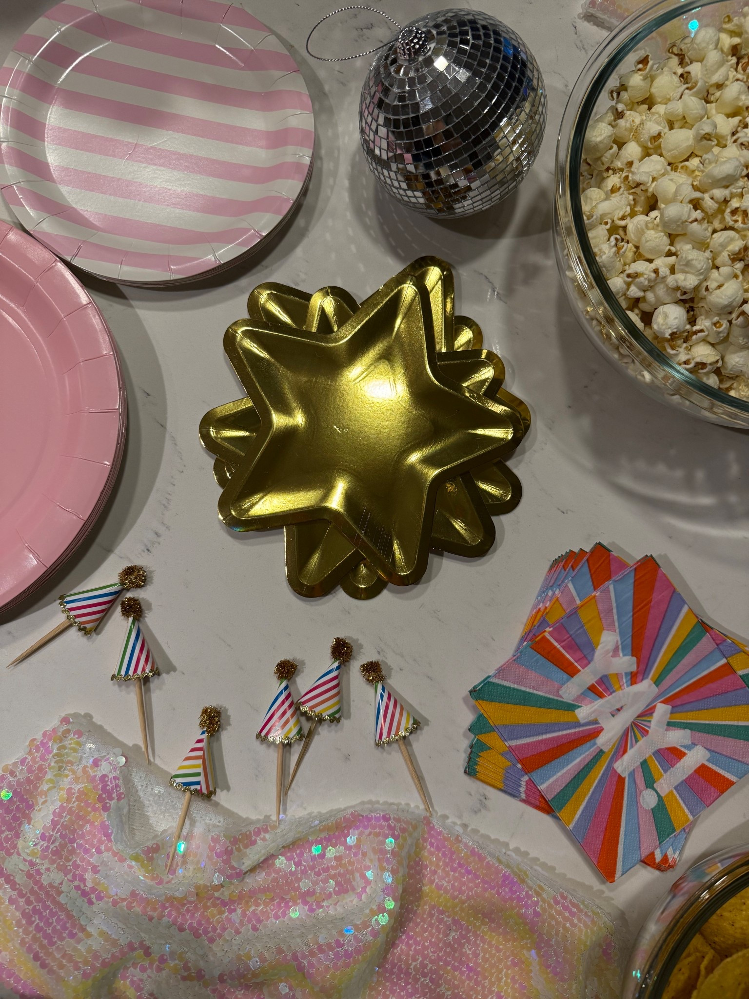 Birthday Party!!

Birthday decor
Birthday party decor
Party supplies
Party planning
Birthday party
Girls birthday
Fun decor
Hosting
Hostess
Bday
Birthday
21st birthday

#LTKU #LTKParties #LTKFindsUnder50