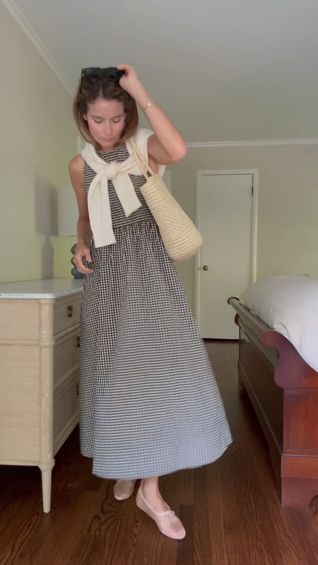 Dress: wearing an XS 
Shoes: run TTS 