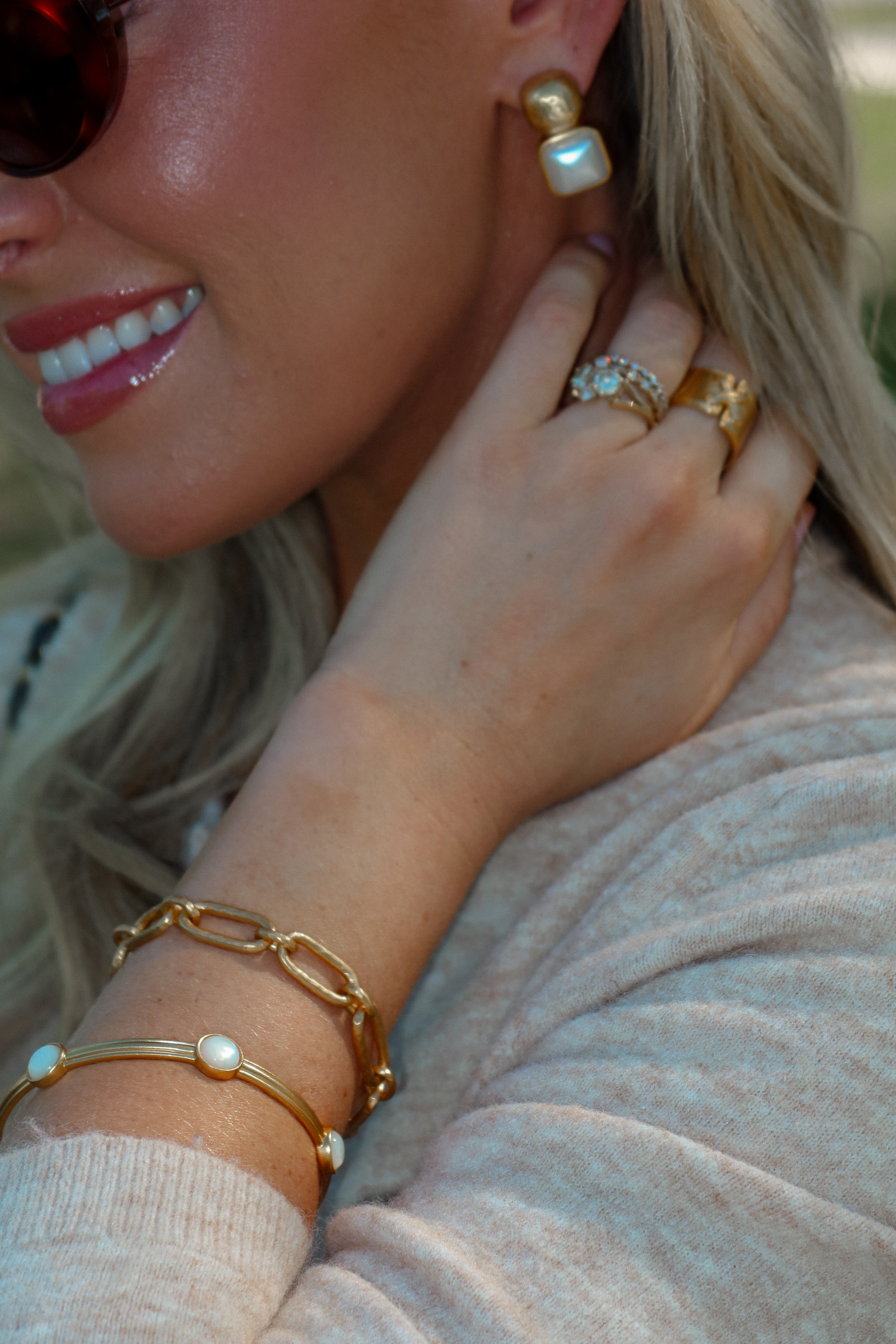 Loving from Julie Voss Fall 🍂 SHOP THE EDIT 

Cobblestone Link Bracelet Gold & White Avalong Demi Doorknocker Earrings Small Gold  Cobblestone Bracelet Gold / White Portofino Statement Stud in White & Gold Sahara Hoop Gold Sahara Demi Link Bracelet  Sahara Demi Link Necklace Ravello Statement Earring Gold and IV Ravello Bracelet Gold and IV Ravello Ring 7 Fleur de Lis Pearl Stud  Catalina Earring PL Essex Stone Bangel MPL Small  Essex Bangel Gold

#LTKSeasonal #LTKdayinmylife #LTKgrwm