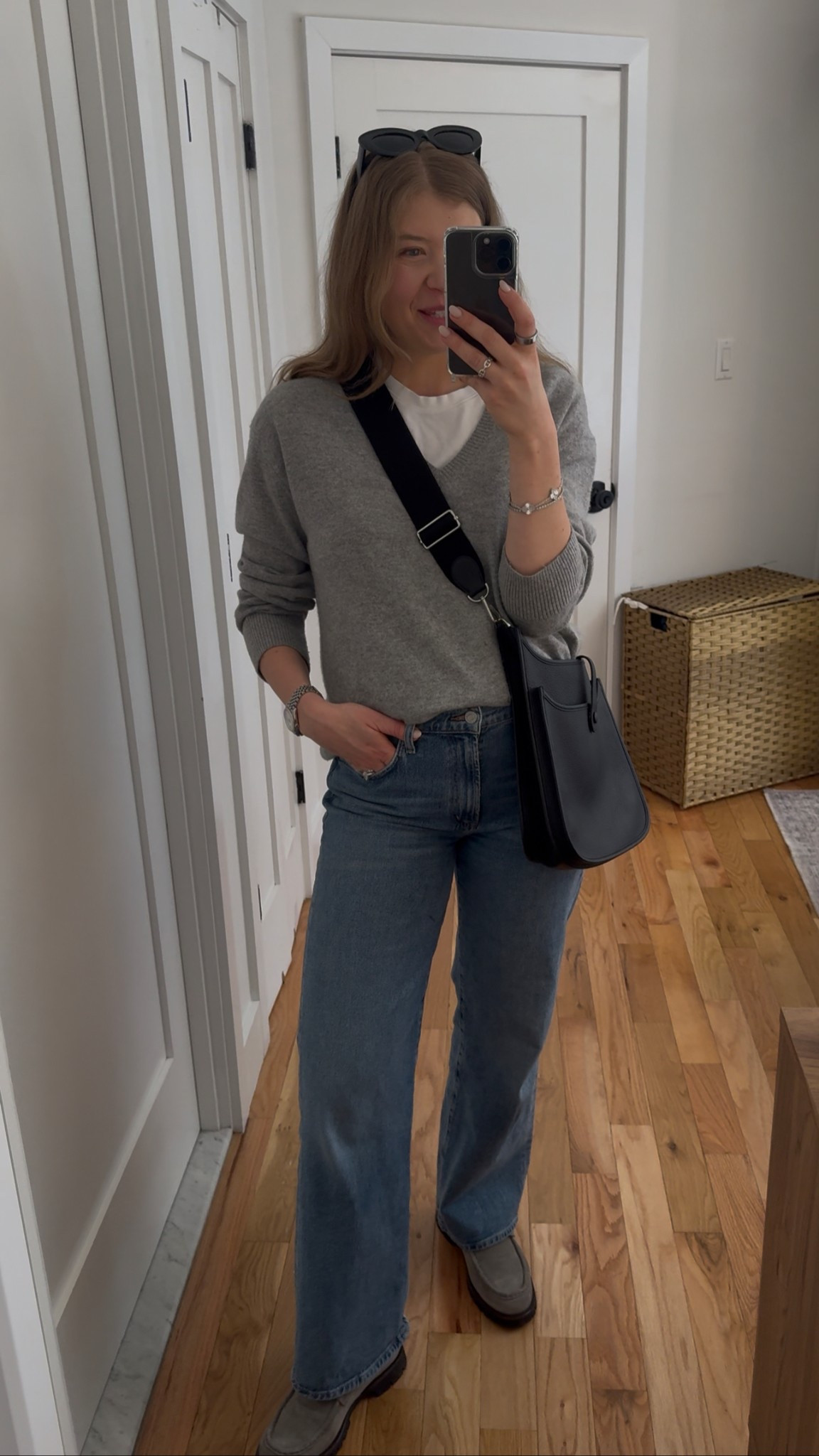 another day another simple mom outfit 

#LTKStyleTip #LTKMidsize #LTKSeasonal