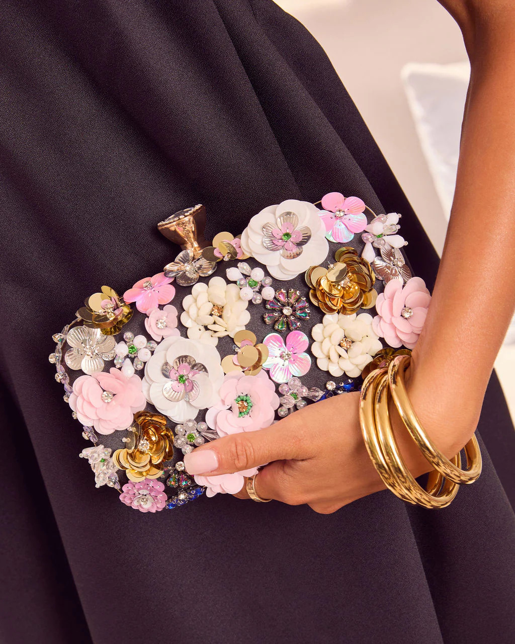 Like Wildflowers Floral Embroidered Clutch | VICI