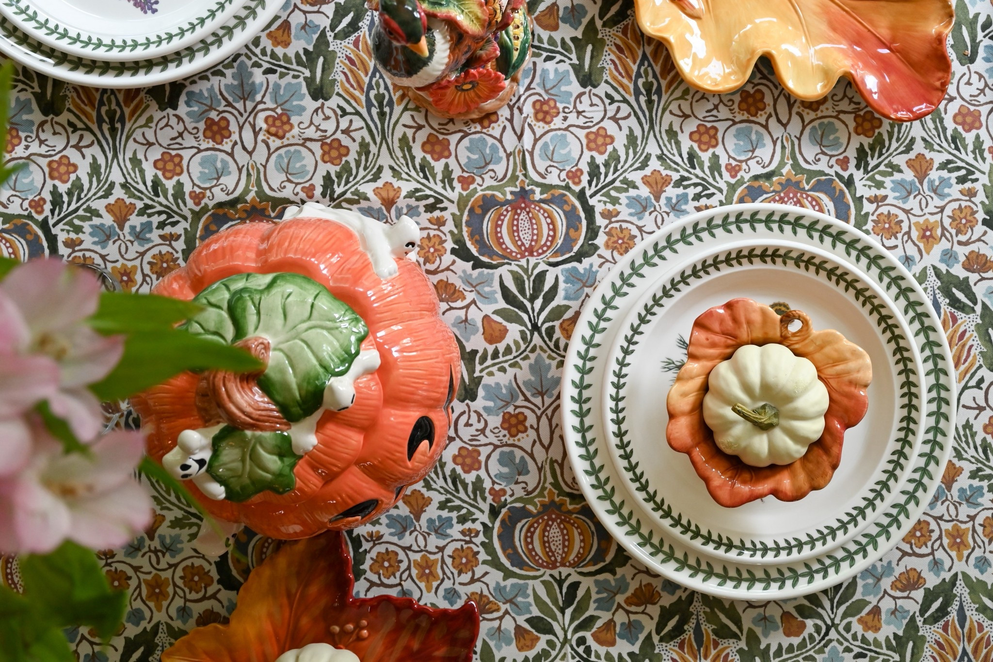 Fall table 

#LTKautumn #LTKHome #LTKSeasonal