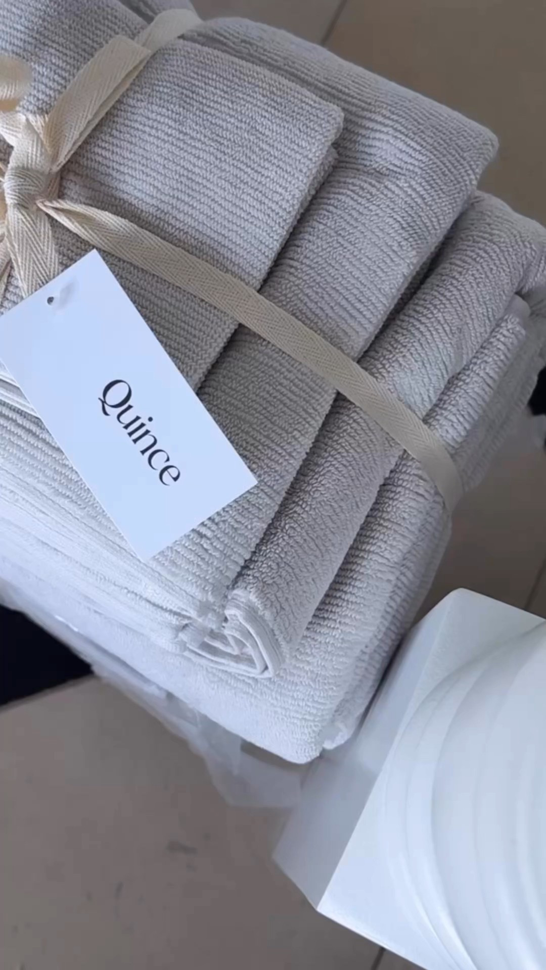 These have my stamp of approval… affordable 100% Turkish cotton bath towels from @onequince ! They’re super soft and are quick dry. #QuincePartner 

#LTKFindsUnder50 #LTKHome